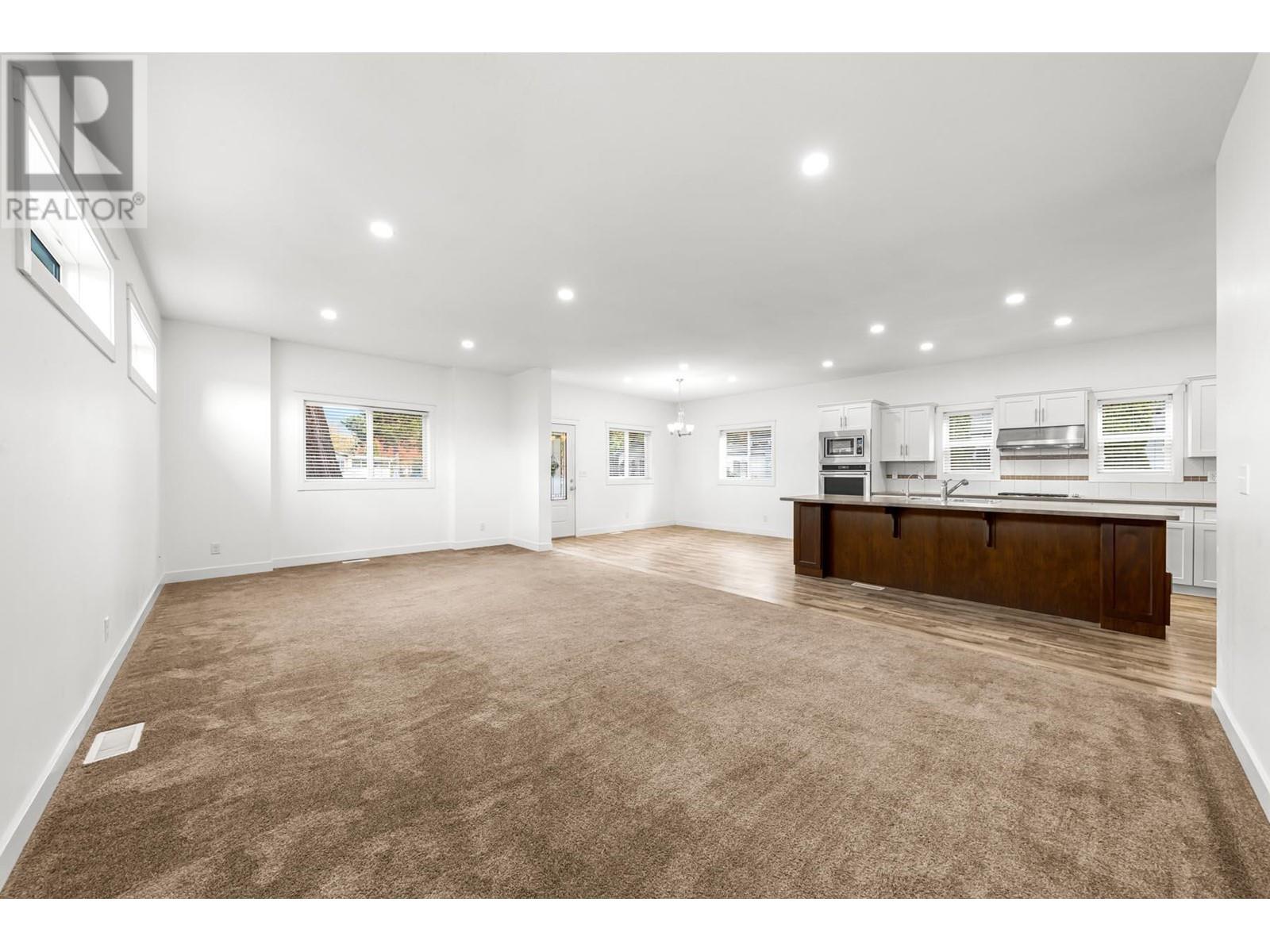 132 145 King Edward Street, Coquitlam, British Columbia  V3K 6M2 - Photo 11 - R2829369