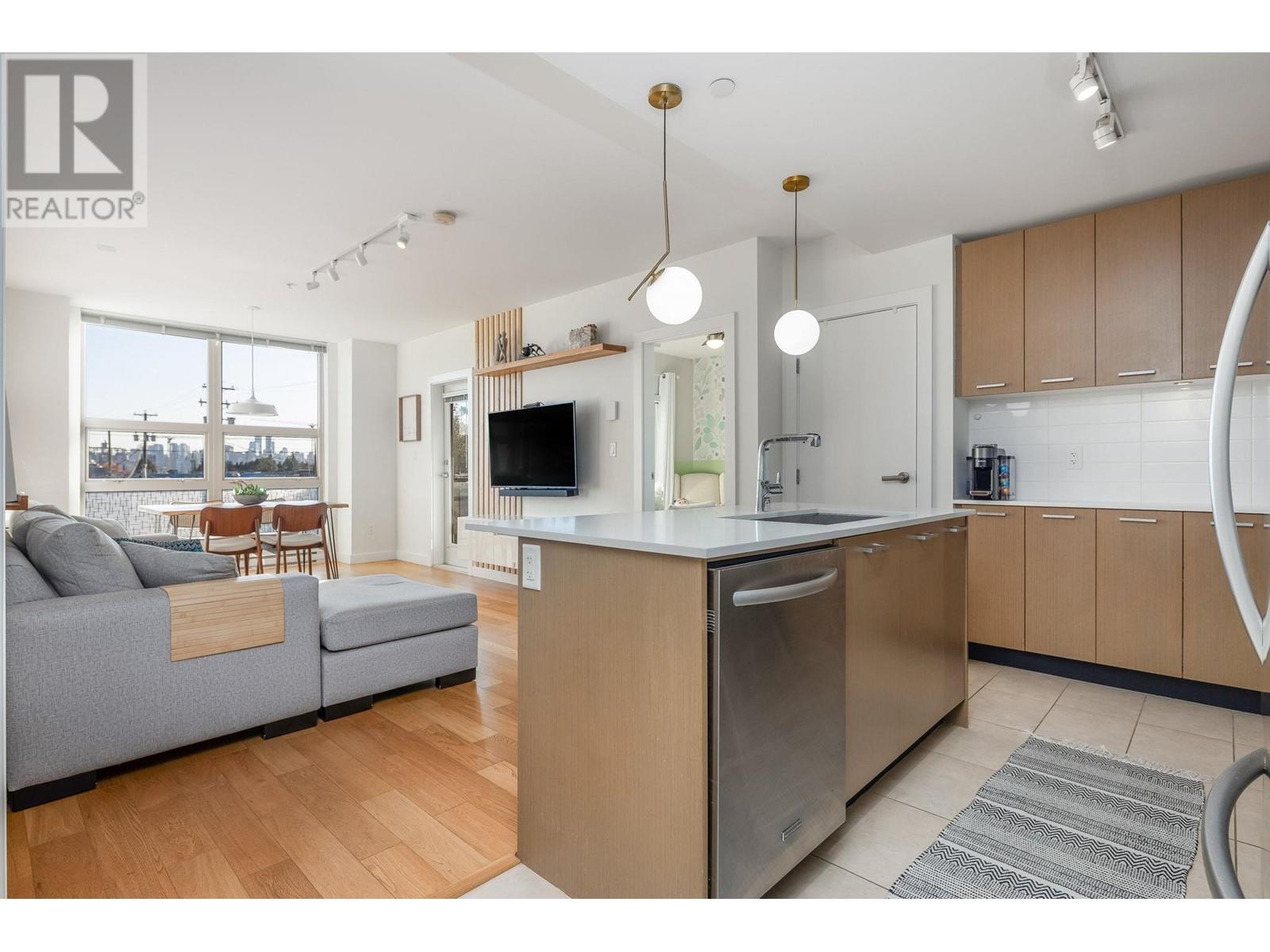 211 1182 W 16th Street, North Vancouver, British Columbia  V7P 0B3 - Photo 15 - R2829064