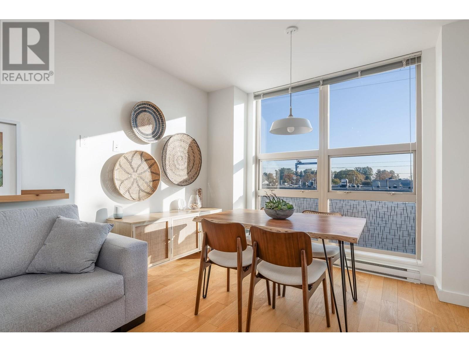 211 1182 W 16th Street, North Vancouver, British Columbia  V7P 0B3 - Photo 10 - R2829064