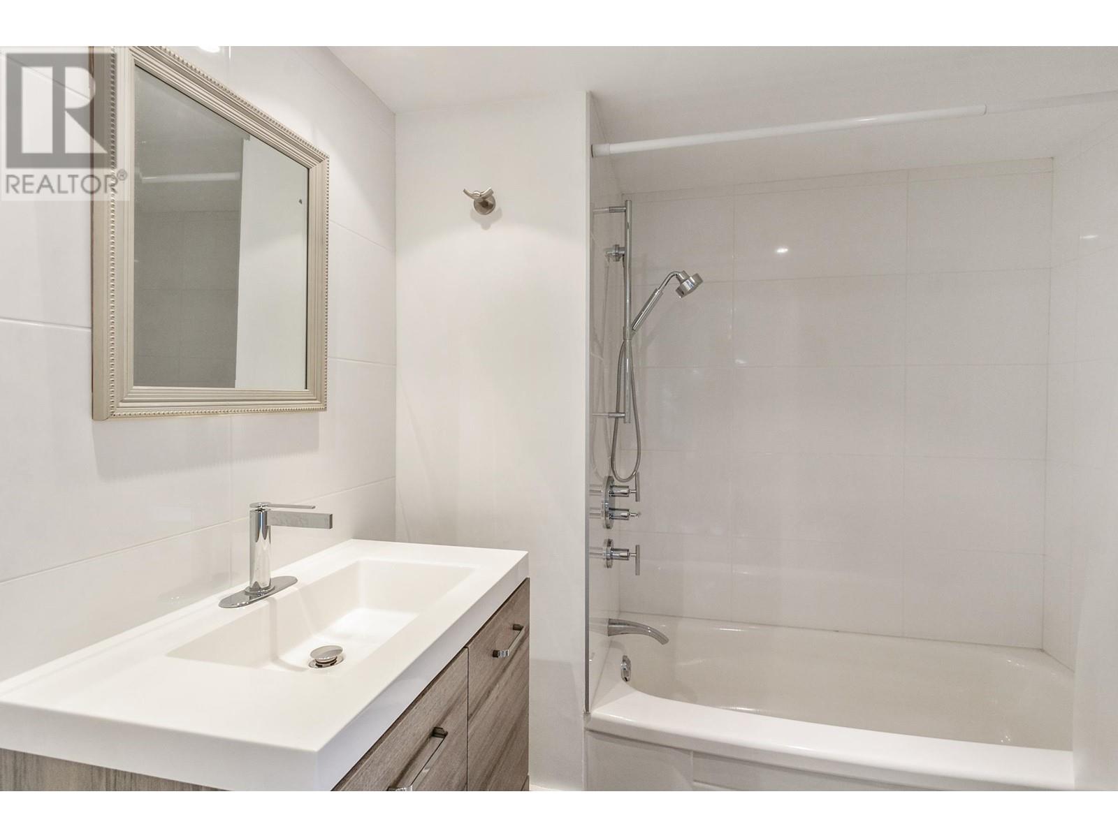 260 Kelvin Grove Way, Lions Bay, British Columbia  V0N 2E0 - Photo 28 - R2807946