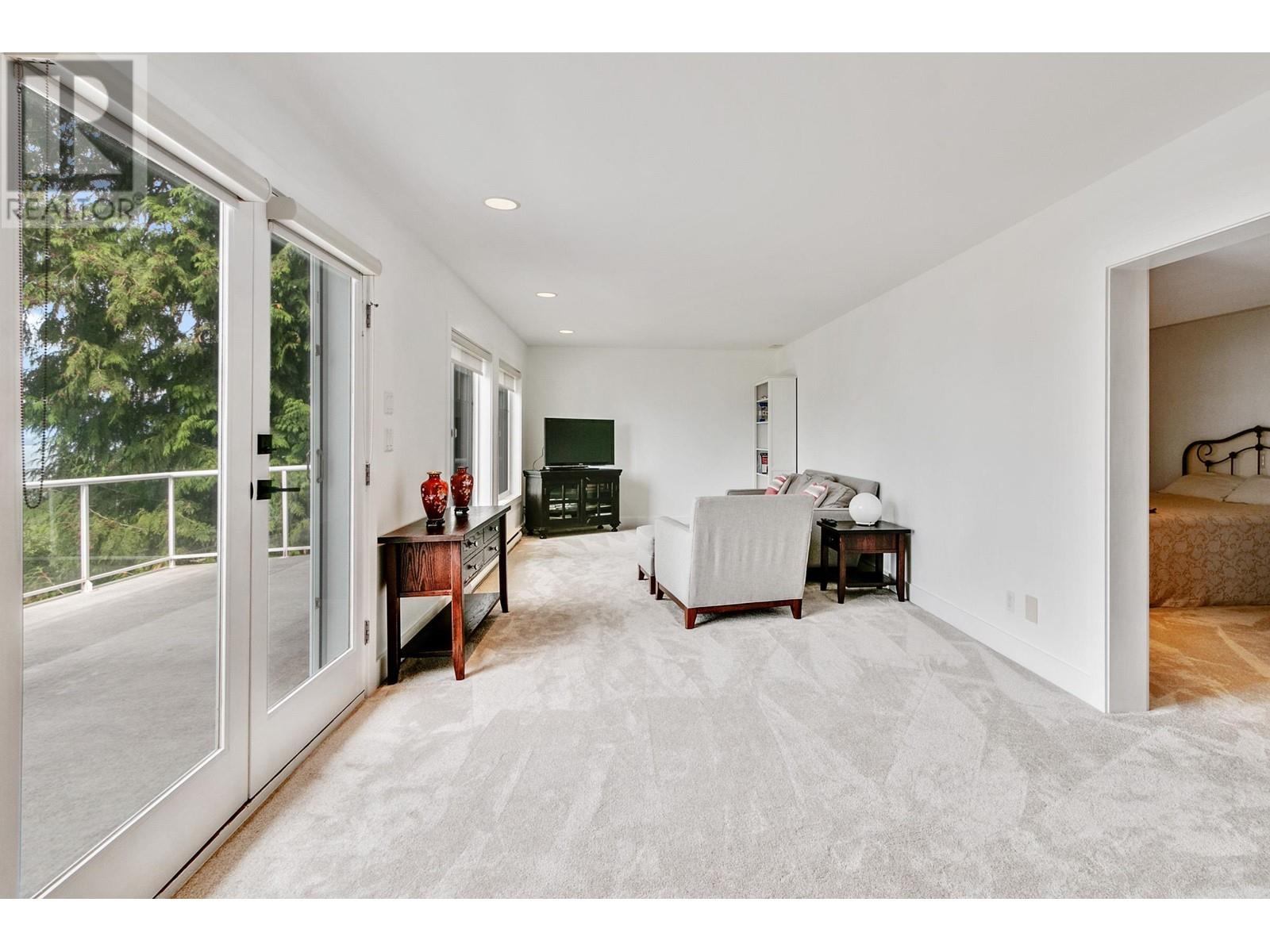 260 Kelvin Grove Way, Lions Bay, British Columbia  V0N 2E0 - Photo 23 - R2807946