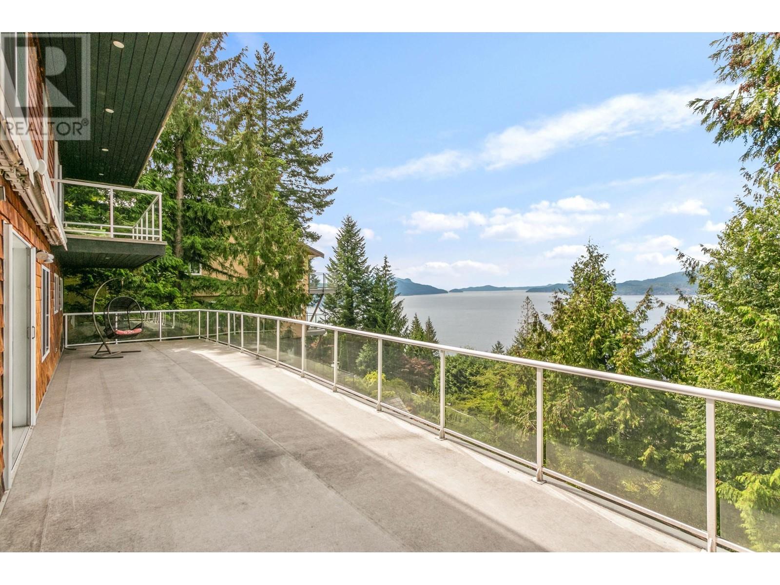 260 Kelvin Grove Way, Lions Bay, British Columbia  V0N 2E0 - Photo 29 - R2807946