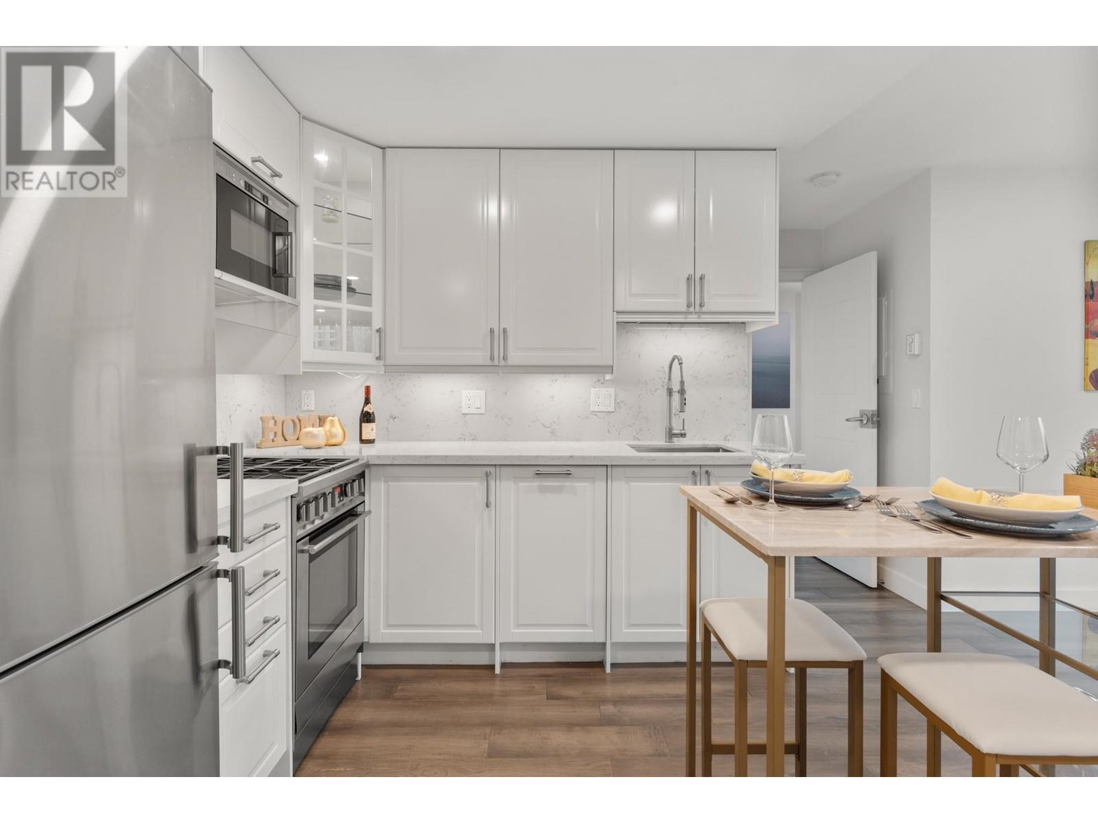 601 1003 Burnaby Street, Vancouver, British Columbia  V6E 4R7 - Photo 11 - R2829492