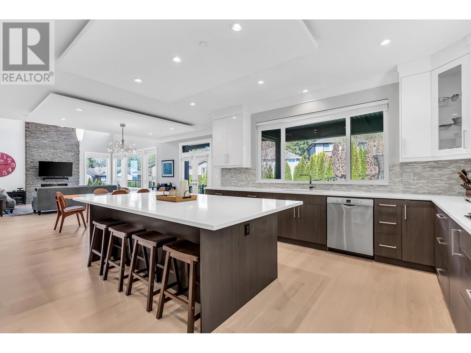 23575 Rock Ridge Drive, Maple Ridge, British Columbia  V4R 0E4 - Photo 11 - R2823044