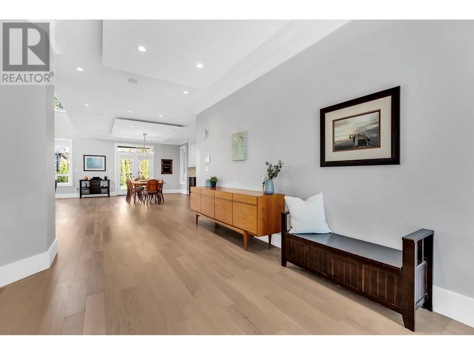 23575 Rock Ridge Drive, Maple Ridge, British Columbia  V4R 0E4 - Photo 3 - R2823044