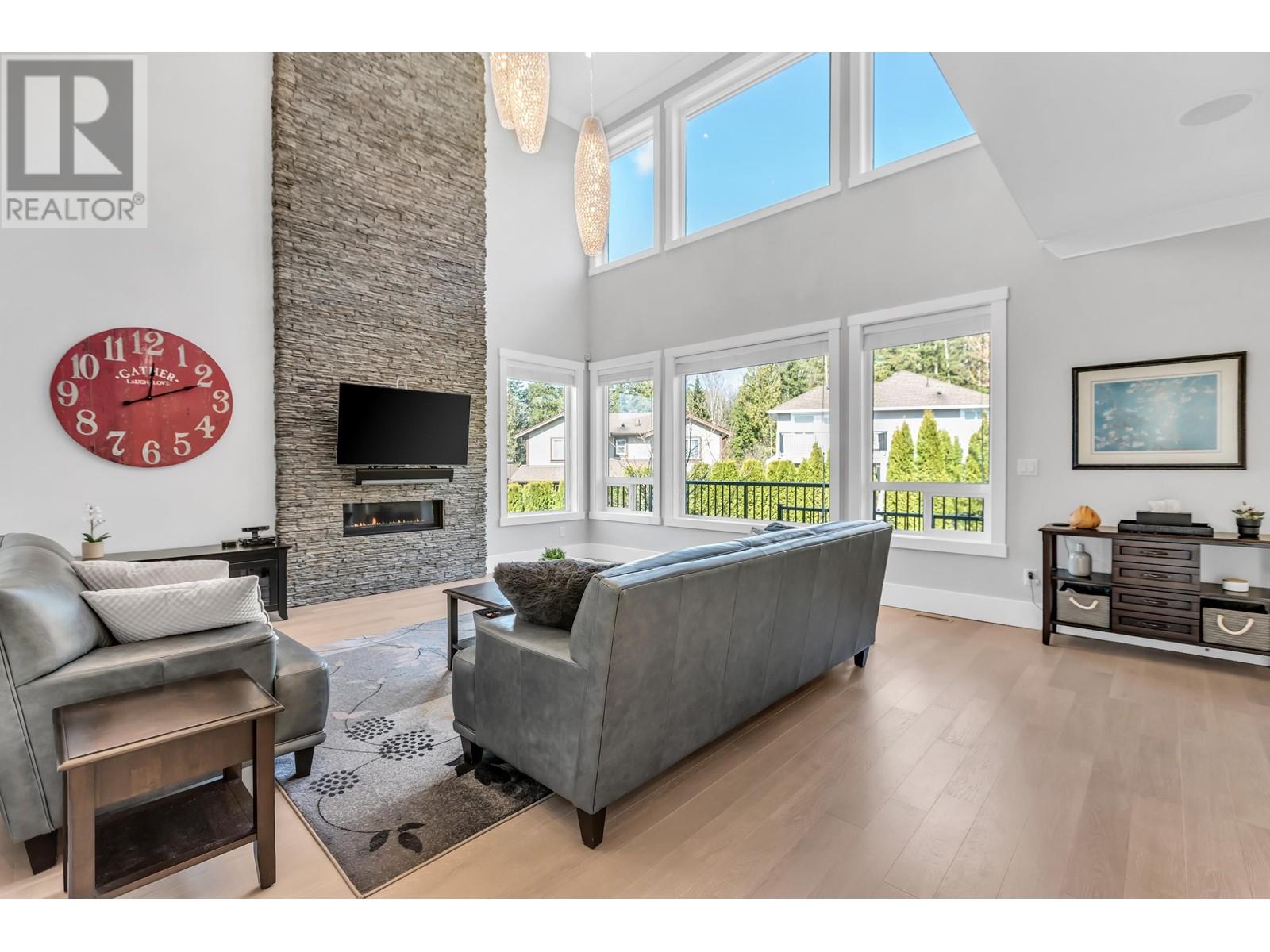 23575 Rock Ridge Drive, Maple Ridge, British Columbia  V4R 0E4 - Photo 5 - R2823044