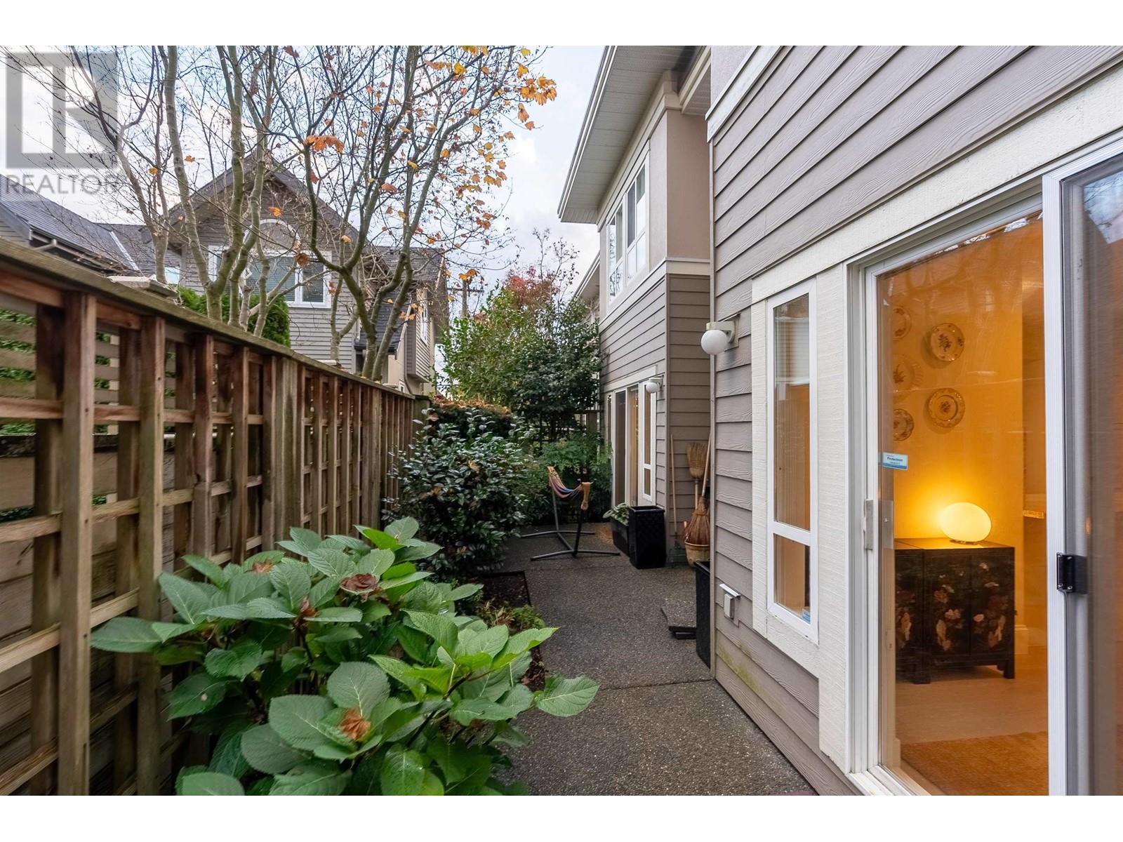 6 251 E 11th Street, North Vancouver, British Columbia  V7L 2G8 - Photo 31 - R2828019