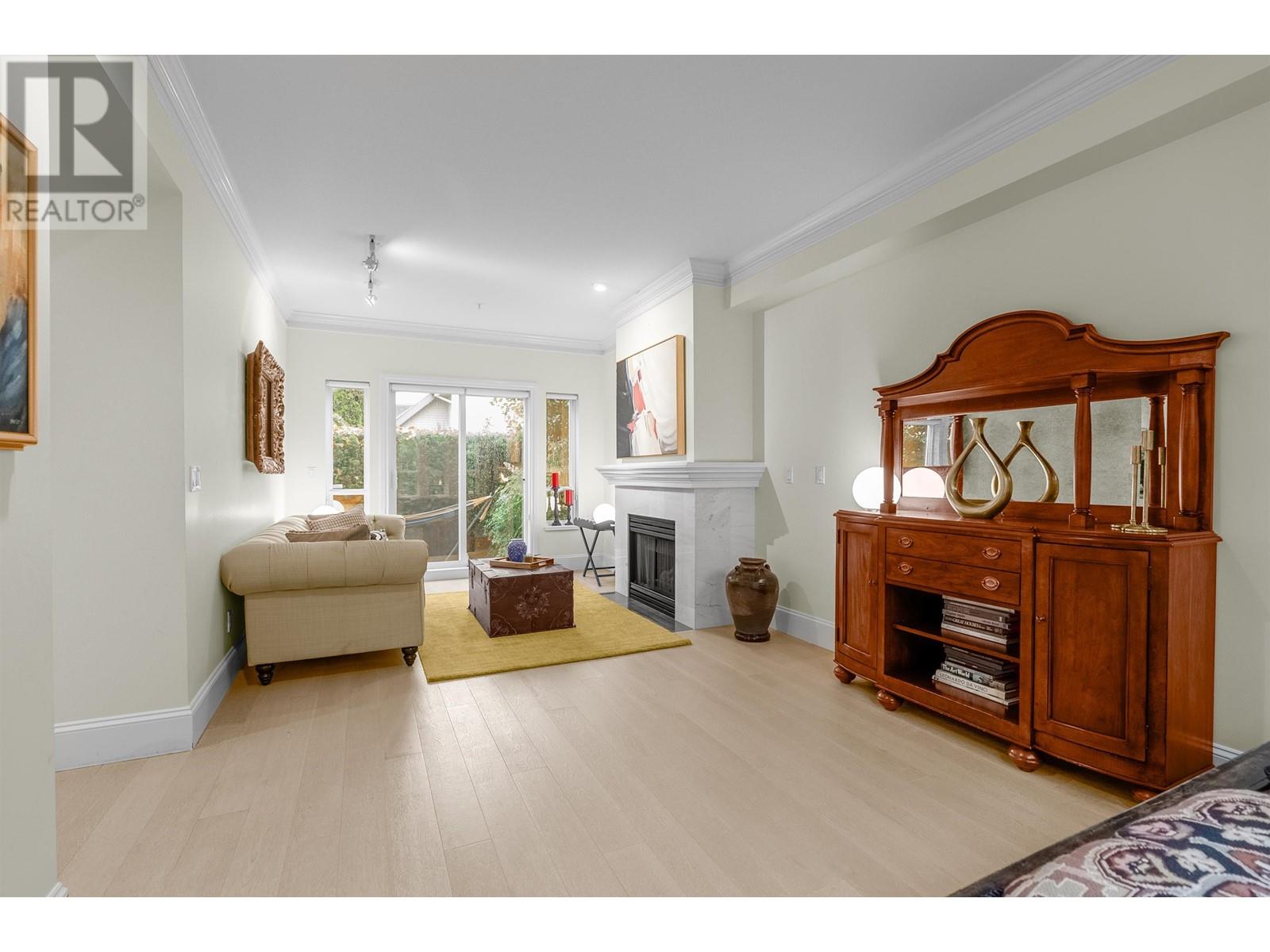 6 251 E 11th Street, North Vancouver, British Columbia  V7L 2G8 - Photo 8 - R2828019