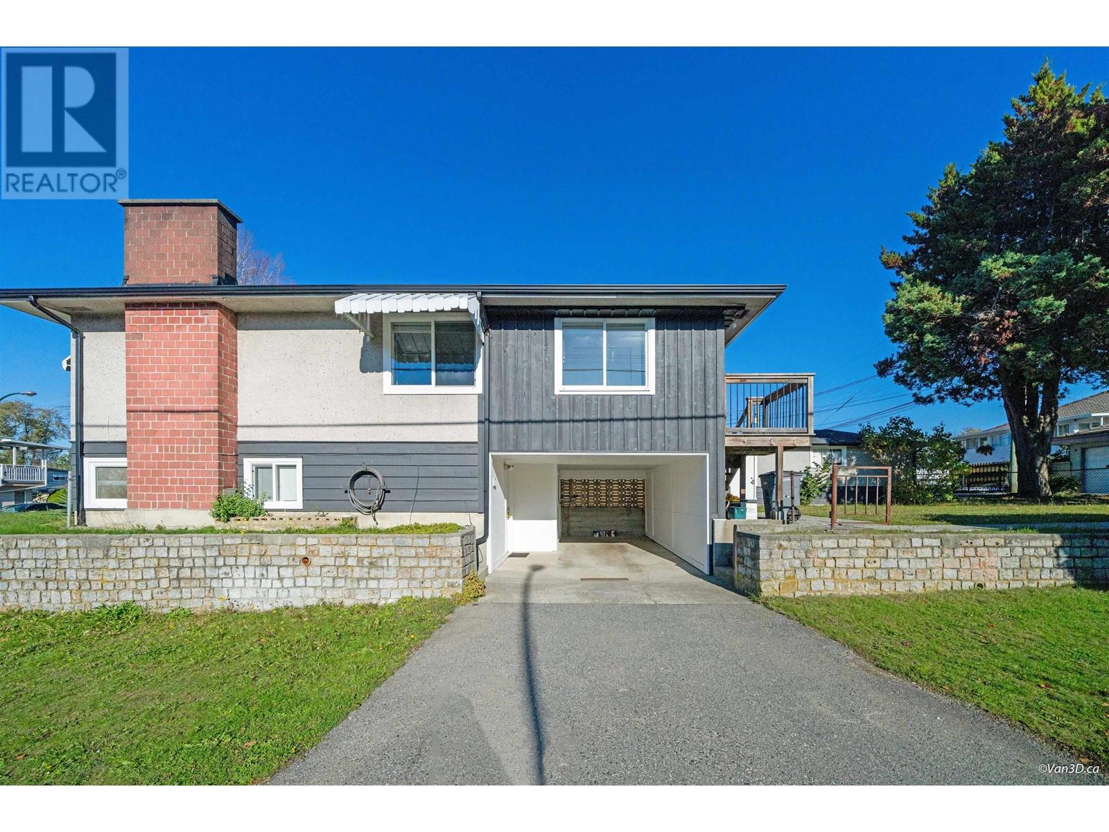 4696 Todd Street, Vancouver, British Columbia  V5R 3P8 - Photo 4 - R2830089