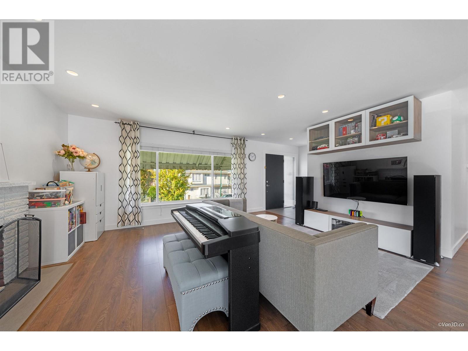 4696 Todd Street, Vancouver, British Columbia  V5R 3P8 - Photo 9 - R2830089