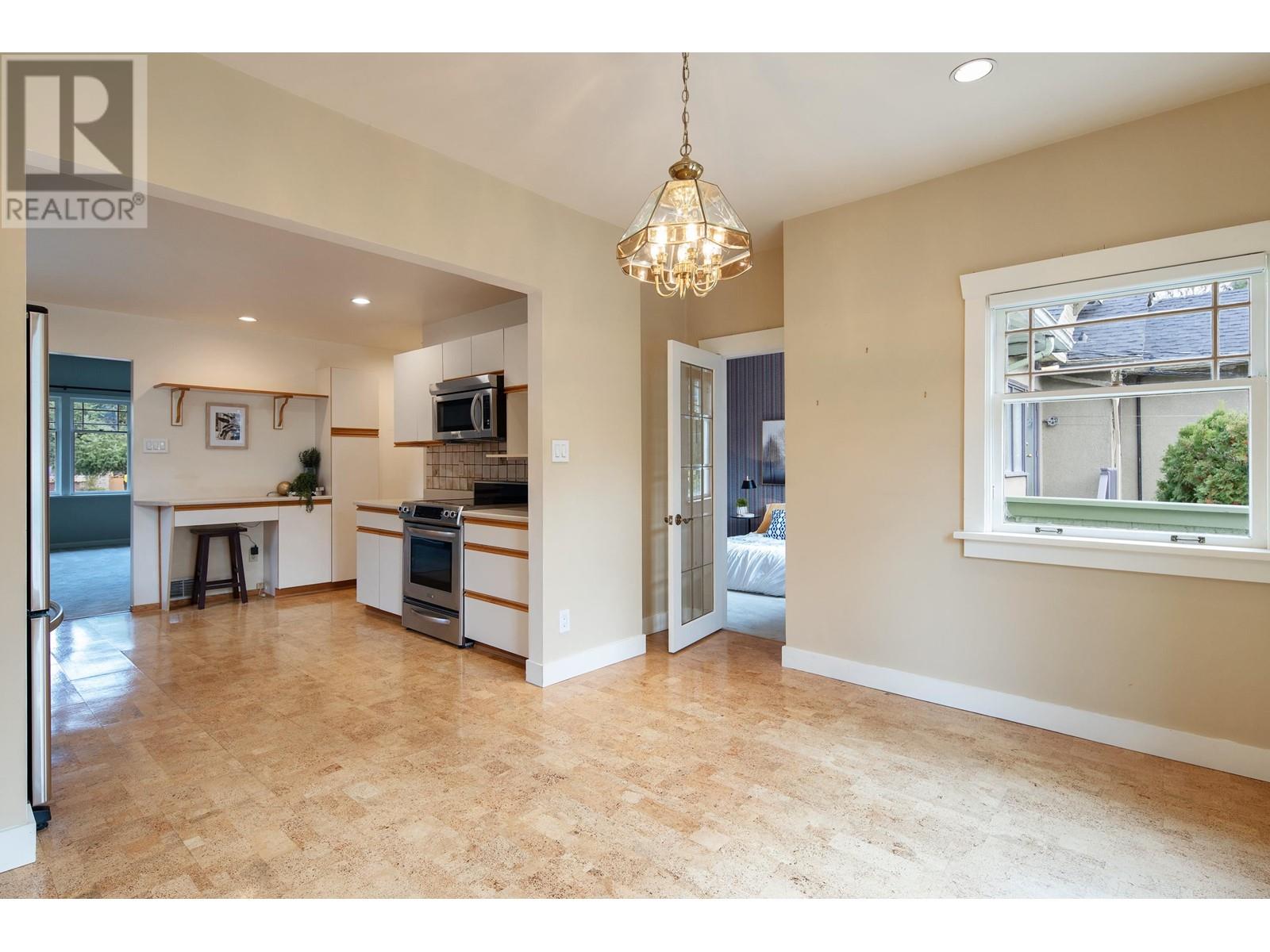 2696 W 42nd Avenue, Vancouver, British Columbia  V6N 3G5 - Photo 3 - R2829666