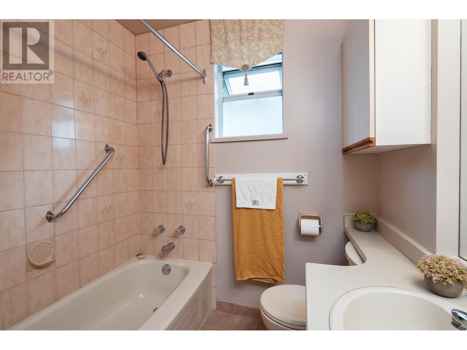 2696 W 42nd Avenue, Vancouver, British Columbia  V6N 3G5 - Photo 19 - R2829666