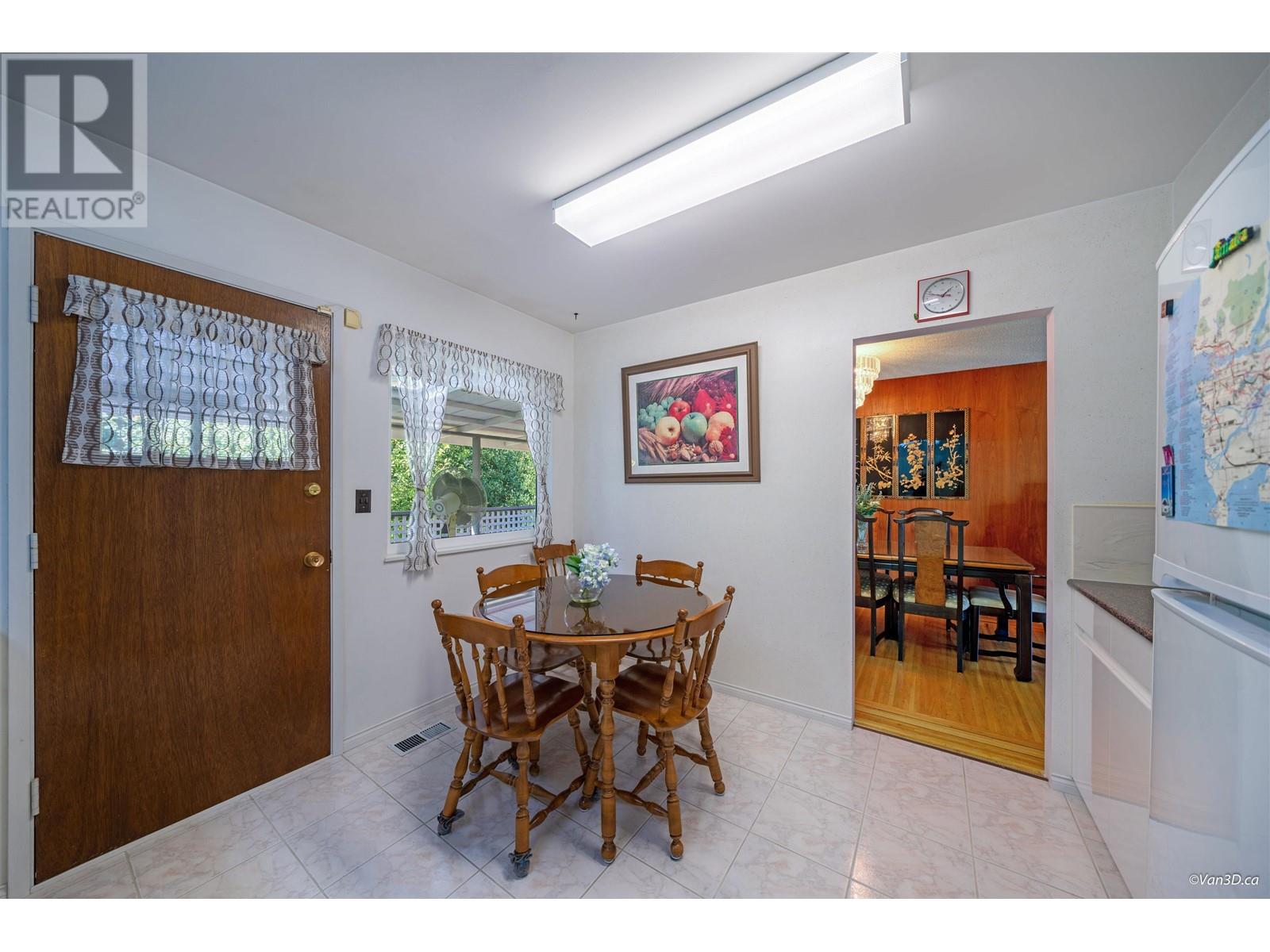 606 Draycott Street, Coquitlam, British Columbia  V3J 6M6 - Photo 17 - R2828574