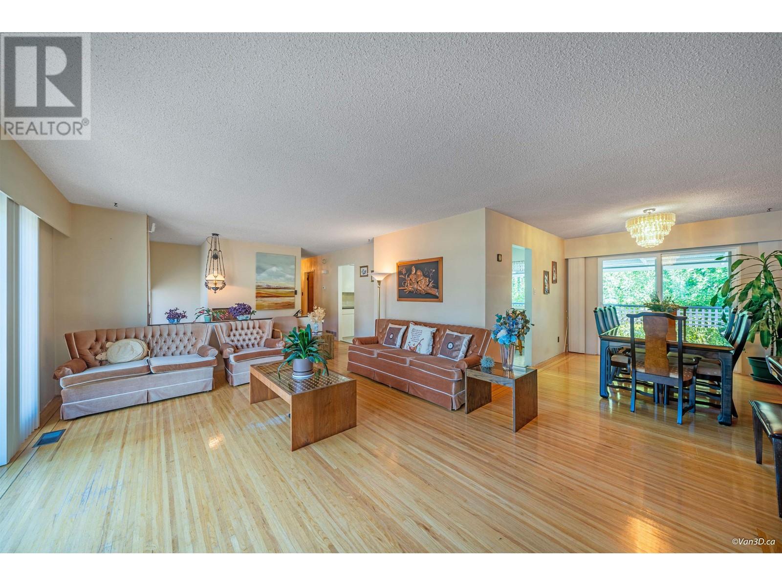 606 Draycott Street, Coquitlam, British Columbia  V3J 6M6 - Photo 13 - R2828574