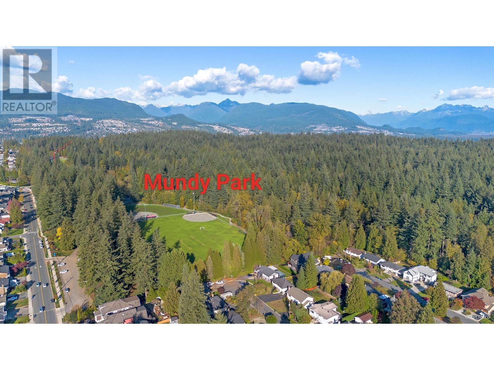 606 Draycott Street, Coquitlam, British Columbia  V3J 6M6 - Photo 12 - R2828574