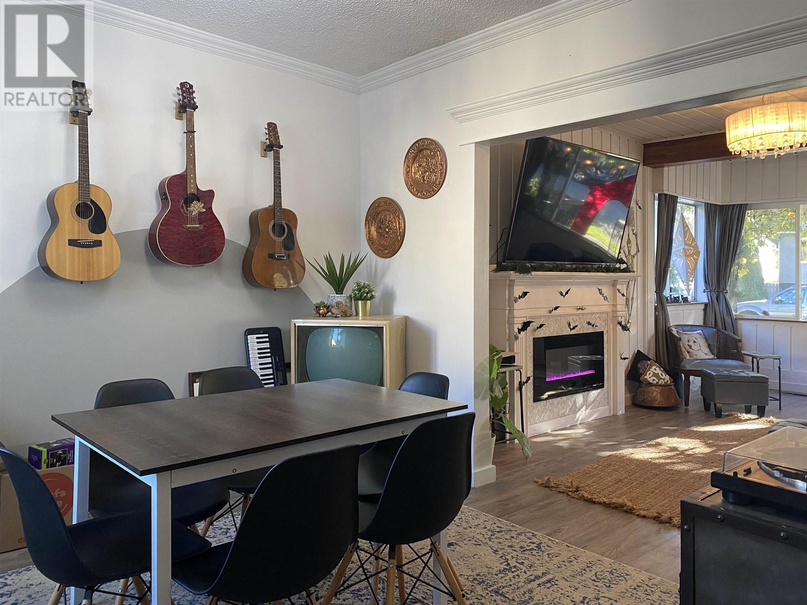 2017 Turner Street, Vancouver, British Columbia  V5L 2A2 - Photo 9 - R2828957