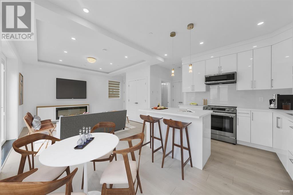 2946 E 3rd Avenue, Vancouver, British Columbia  V5M 1H8 - Photo 3 - R2826139