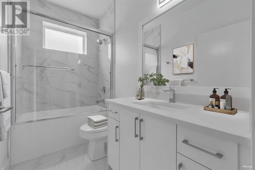 2946 E 3rd Avenue, Vancouver, British Columbia  V5M 1H8 - Photo 6 - R2826139