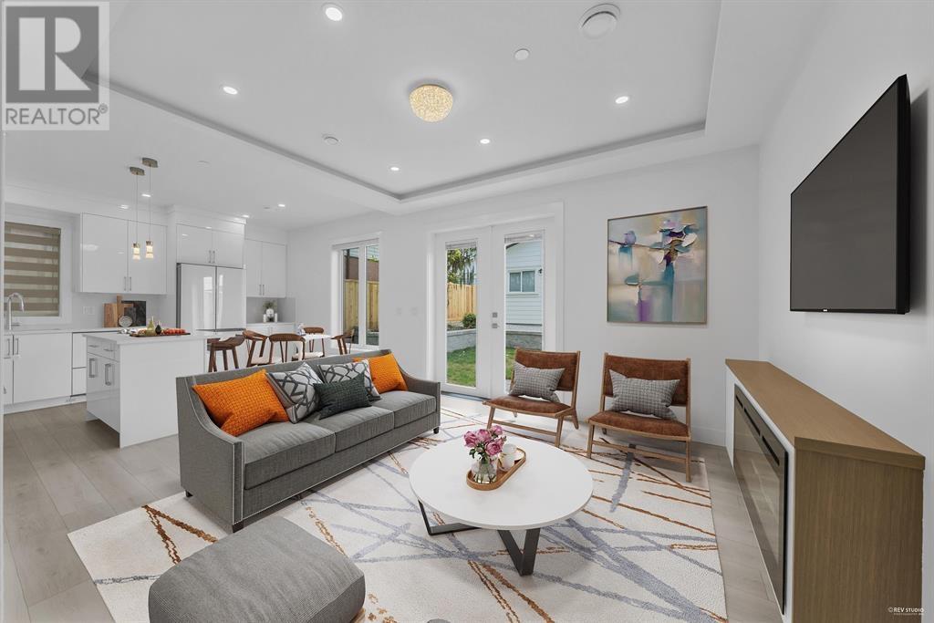 2946 E 3RD AVENUE, vancouver, British Columbia