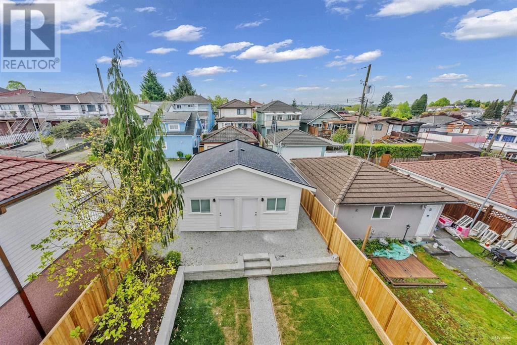 2946 E 3rd Avenue, Vancouver, British Columbia  V5M 1H8 - Photo 10 - R2826139