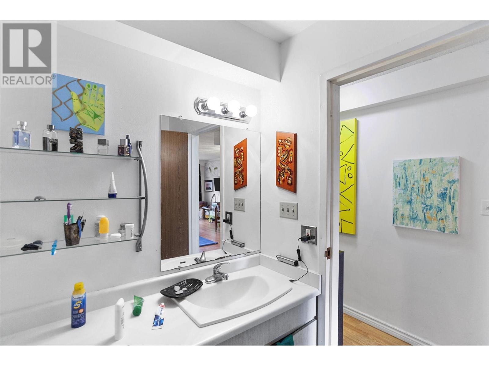 301 825 E 7th Avenue, Vancouver, British Columbia  V5T 1P4 - Photo 11 - R2830111
