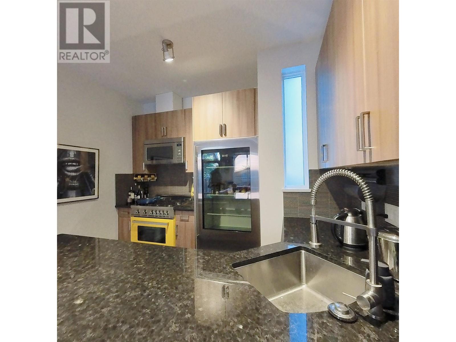 1603 E 4th Avenue, Vancouver, British Columbia  V5N 1J7 - Photo 7 - R2825121