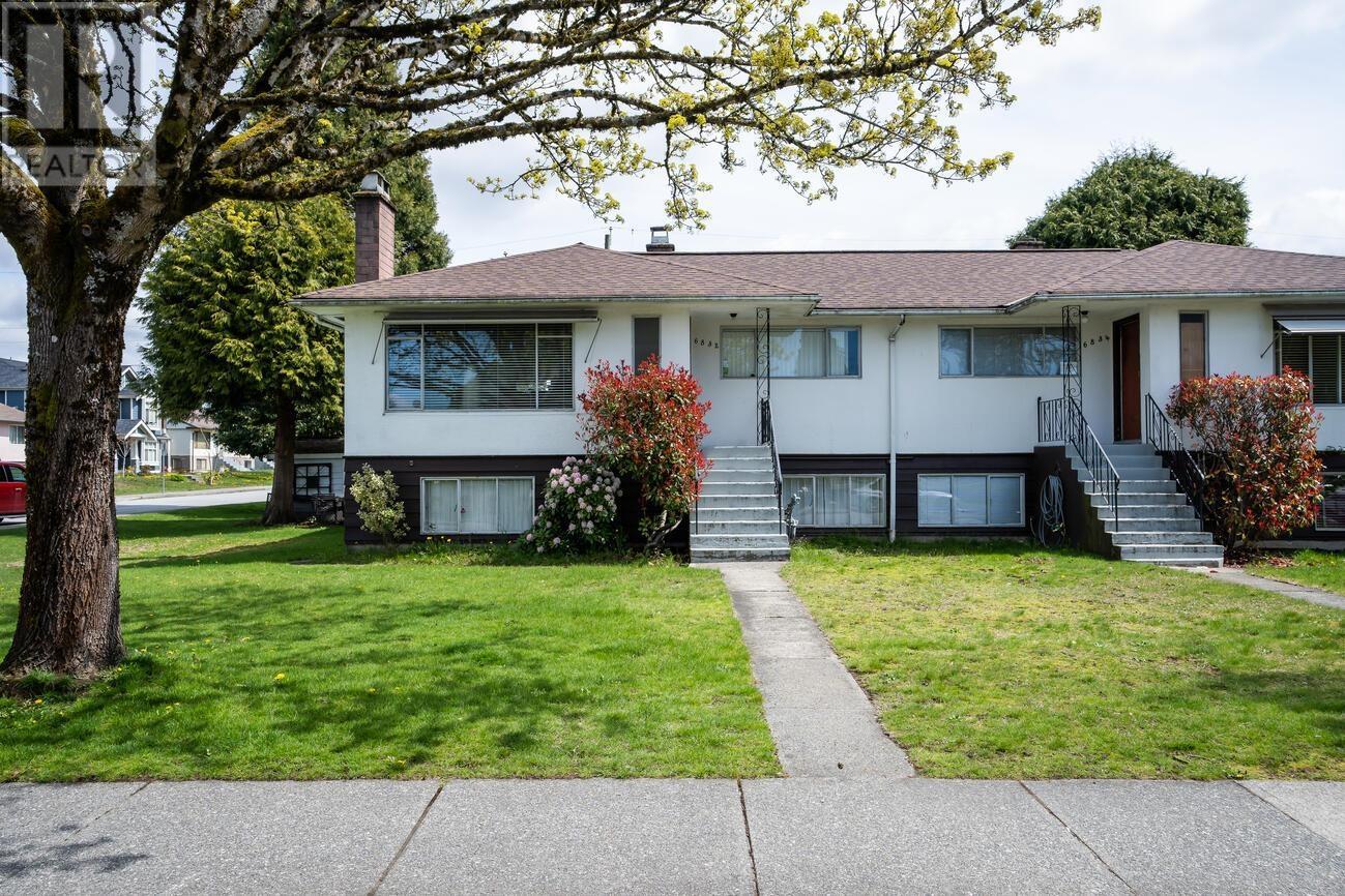 6832 Salisbury Avenue, Burnaby, British Columbia  V5E 2Z5 - Photo 3 - R2830168