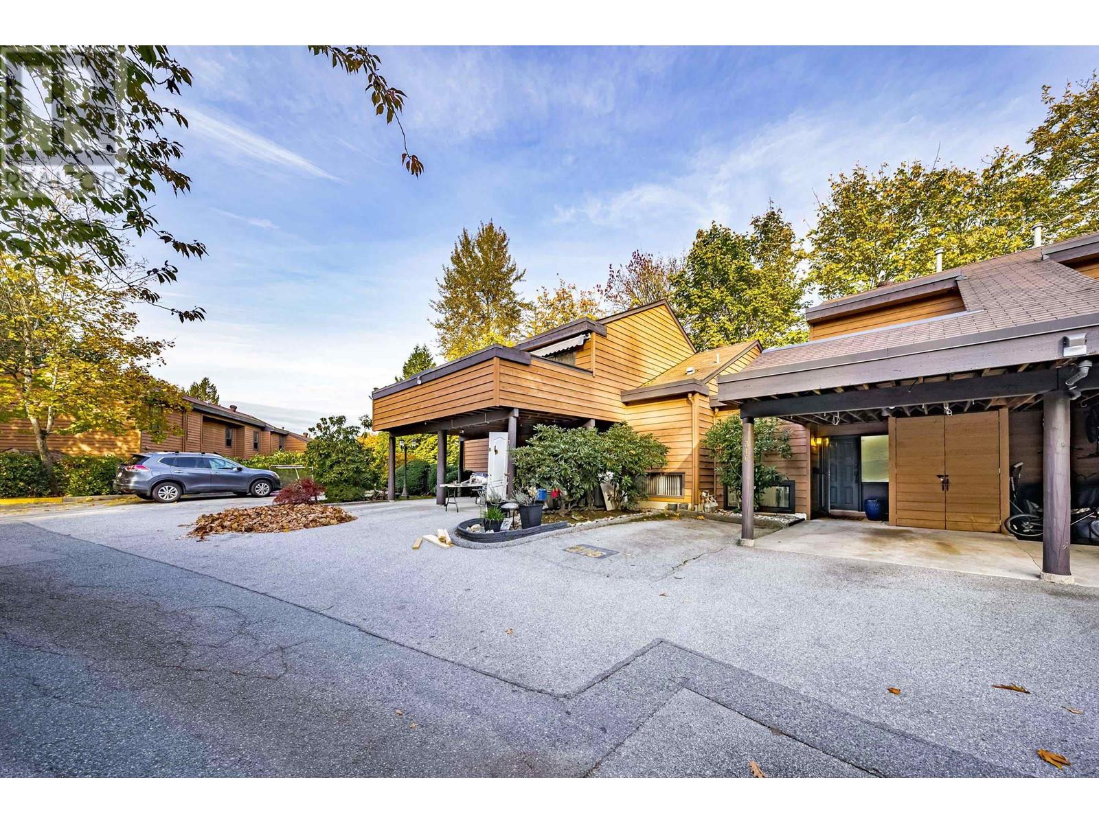 316 CORNELL WAY, port moody, British Columbia