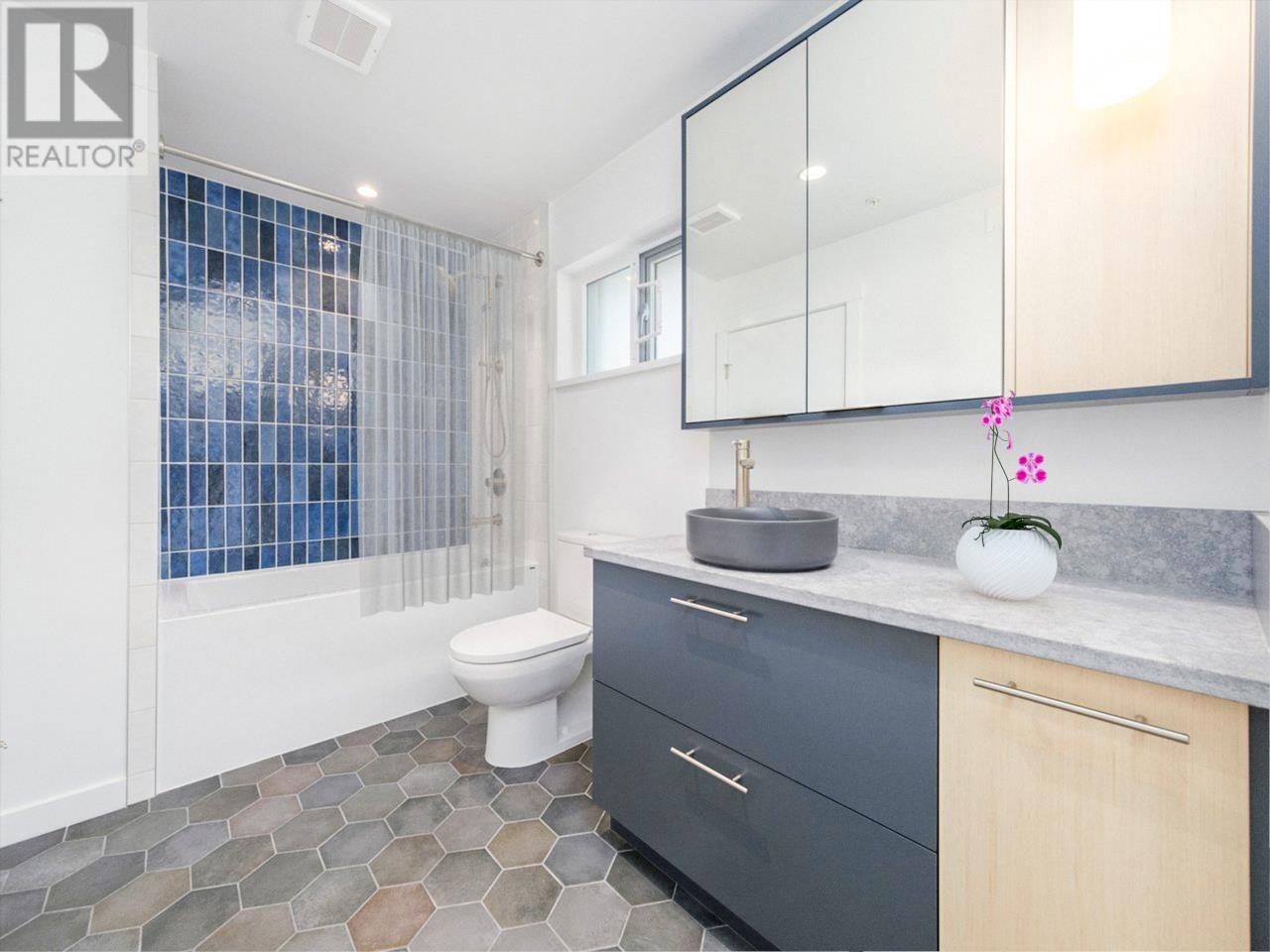 302 251 Boundary Bay Road, Tsawwassen, British Columbia  V4L 0B6 - Photo 11 - R2830142