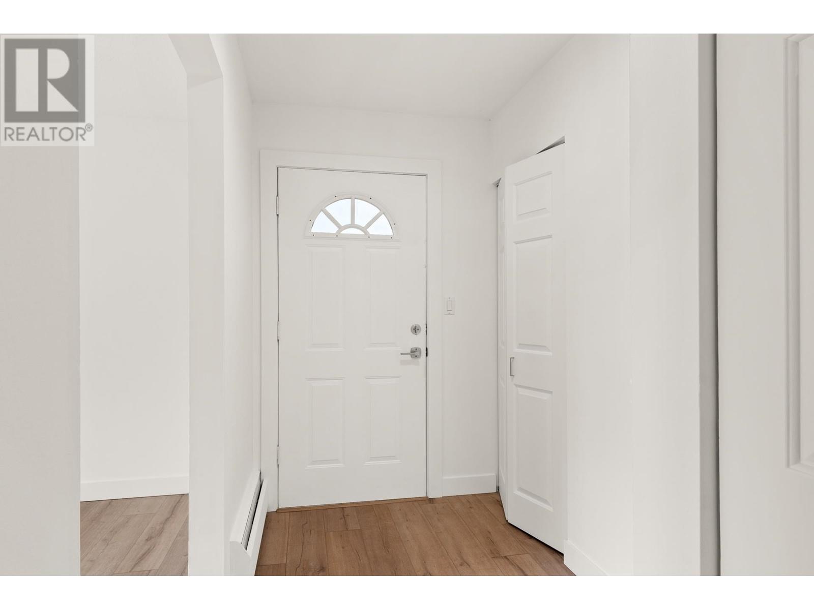 37 882 Premier Street, North Vancouver, British Columbia  V7J 2G8 - Photo 6 - R2830165