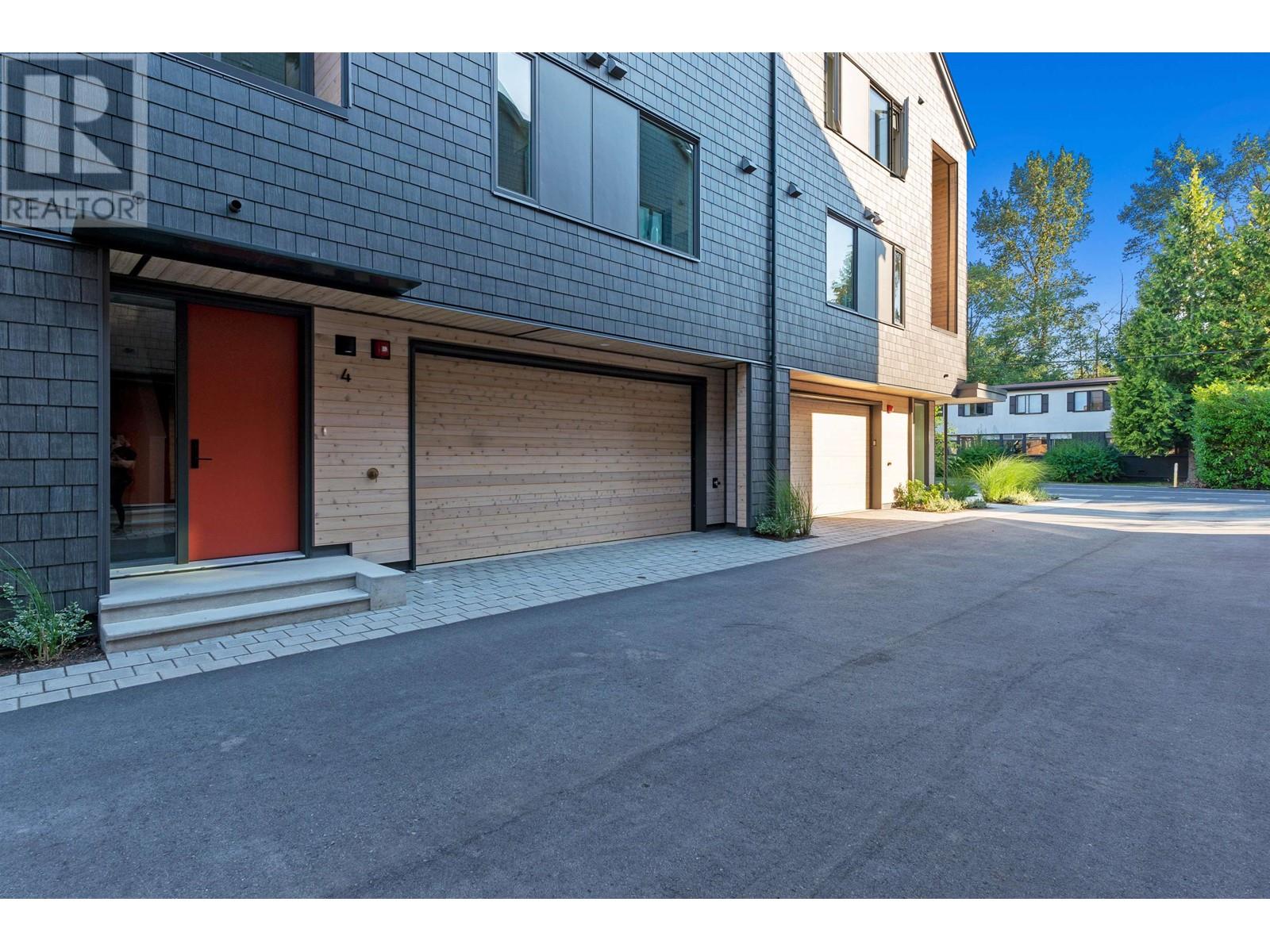 4 1089 Wilson Crescent, Squamish, British Columbia  V8B 0M4 - Photo 3 - R2825572