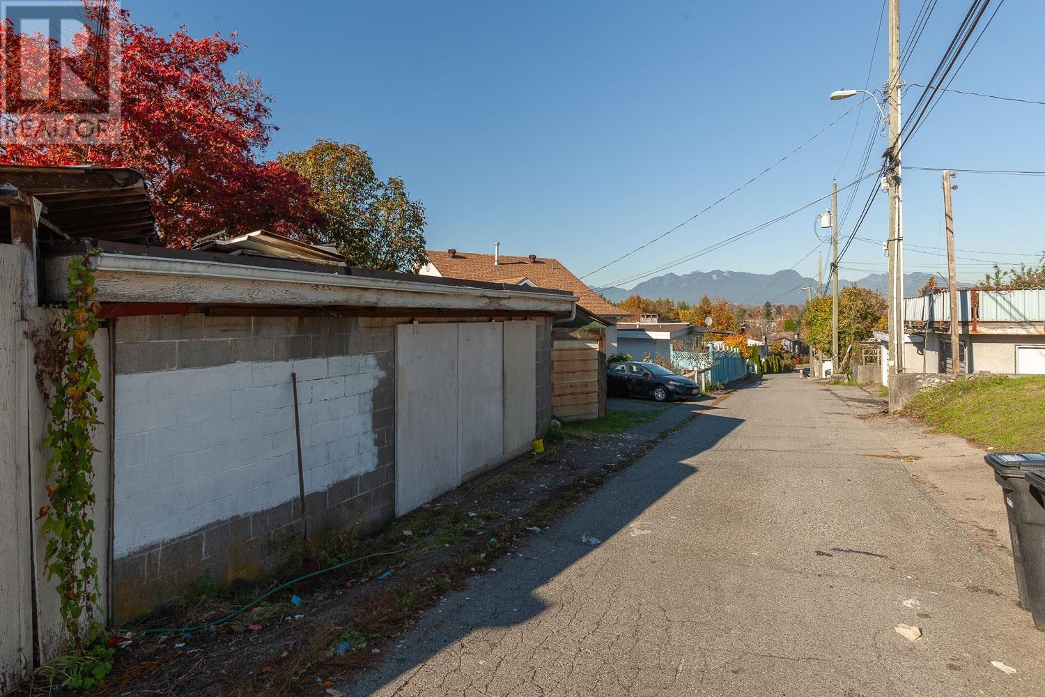 3542 Copley Street, Vancouver, British Columbia  V5N 5B2 - Photo 4 - R2830143