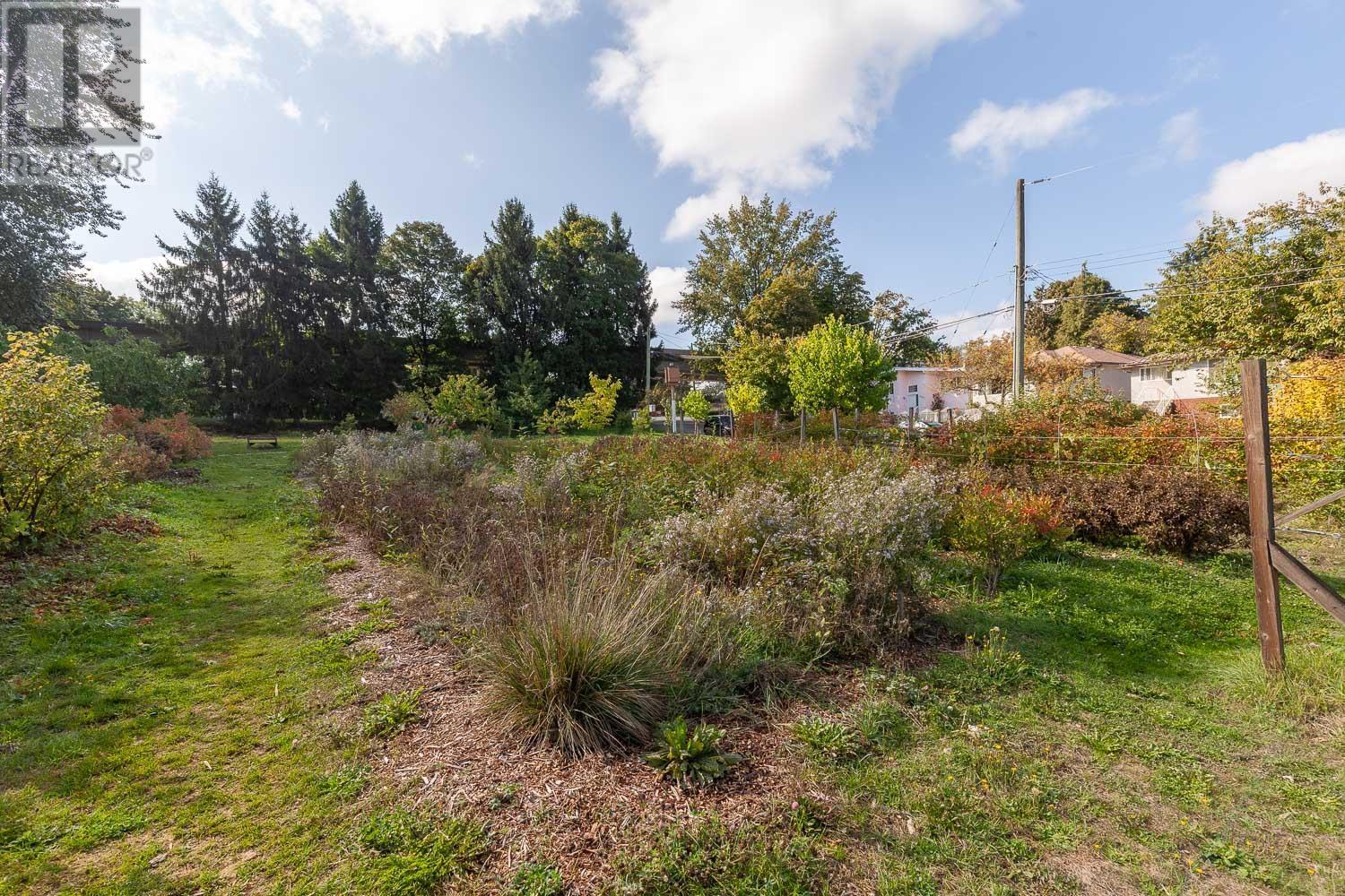 3542 Copley Street, Vancouver, British Columbia  V5N 5B2 - Photo 13 - R2830143