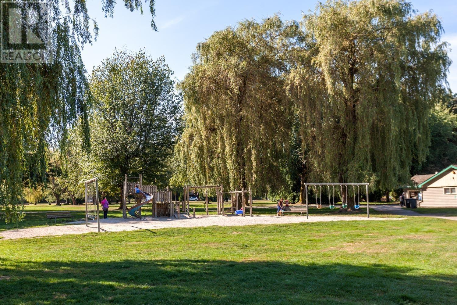 3542 Copley Street, Vancouver, British Columbia  V5N 5B2 - Photo 22 - R2830143