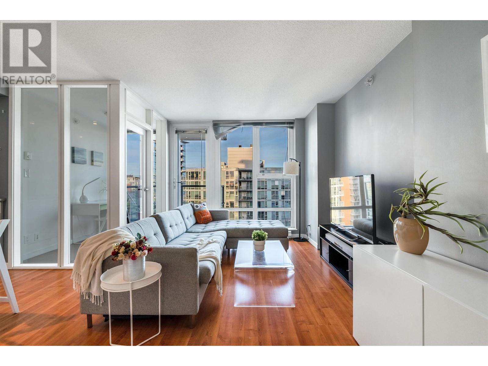 2907 111 W Georgia Street, Vancouver, British Columbia  V6B 1T8 - Photo 3 - R2830001