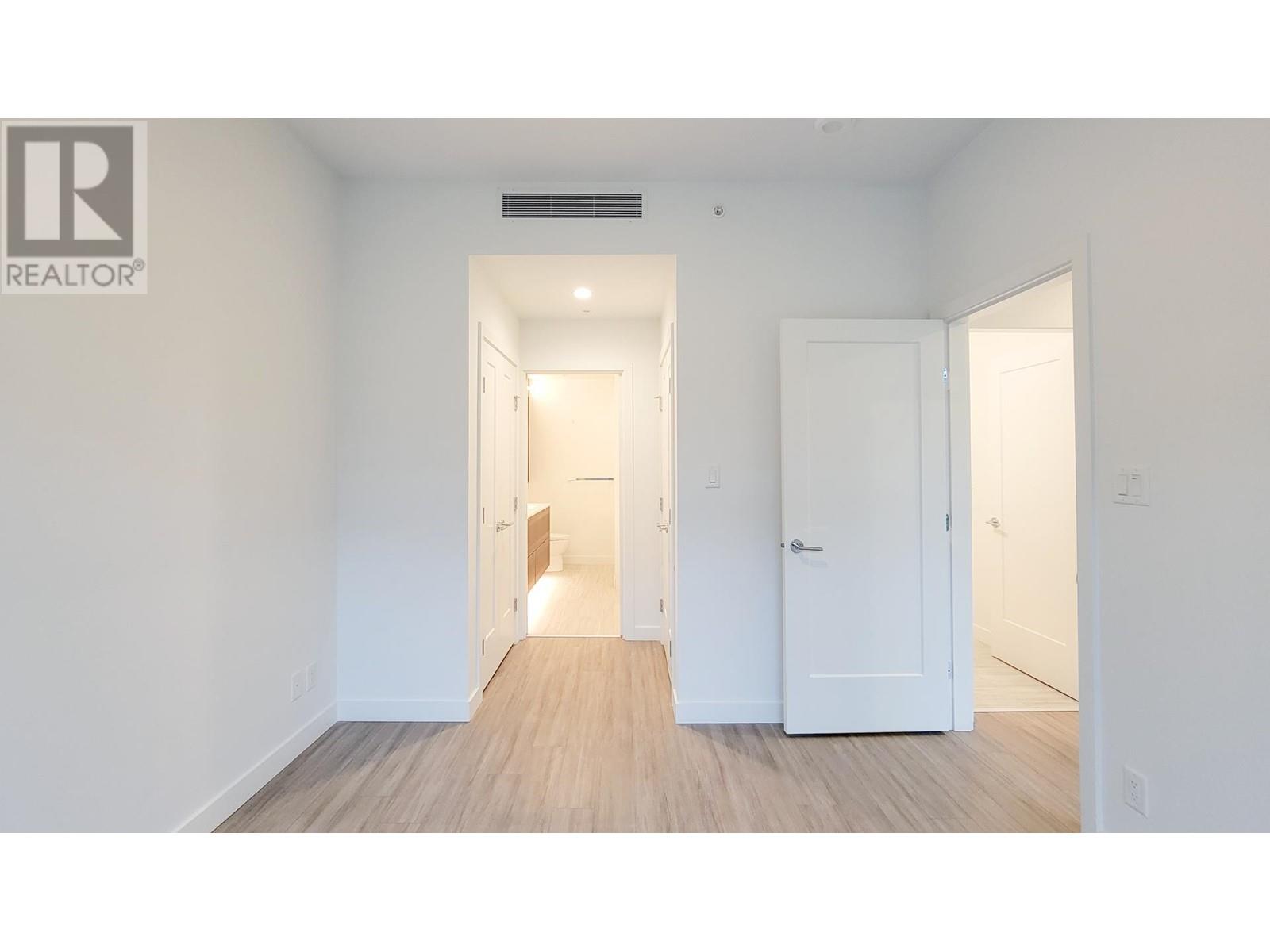 201 2351 Beta Avenue, Burnaby, British Columbia  V5C 0M2 - Photo 9 - R2830095