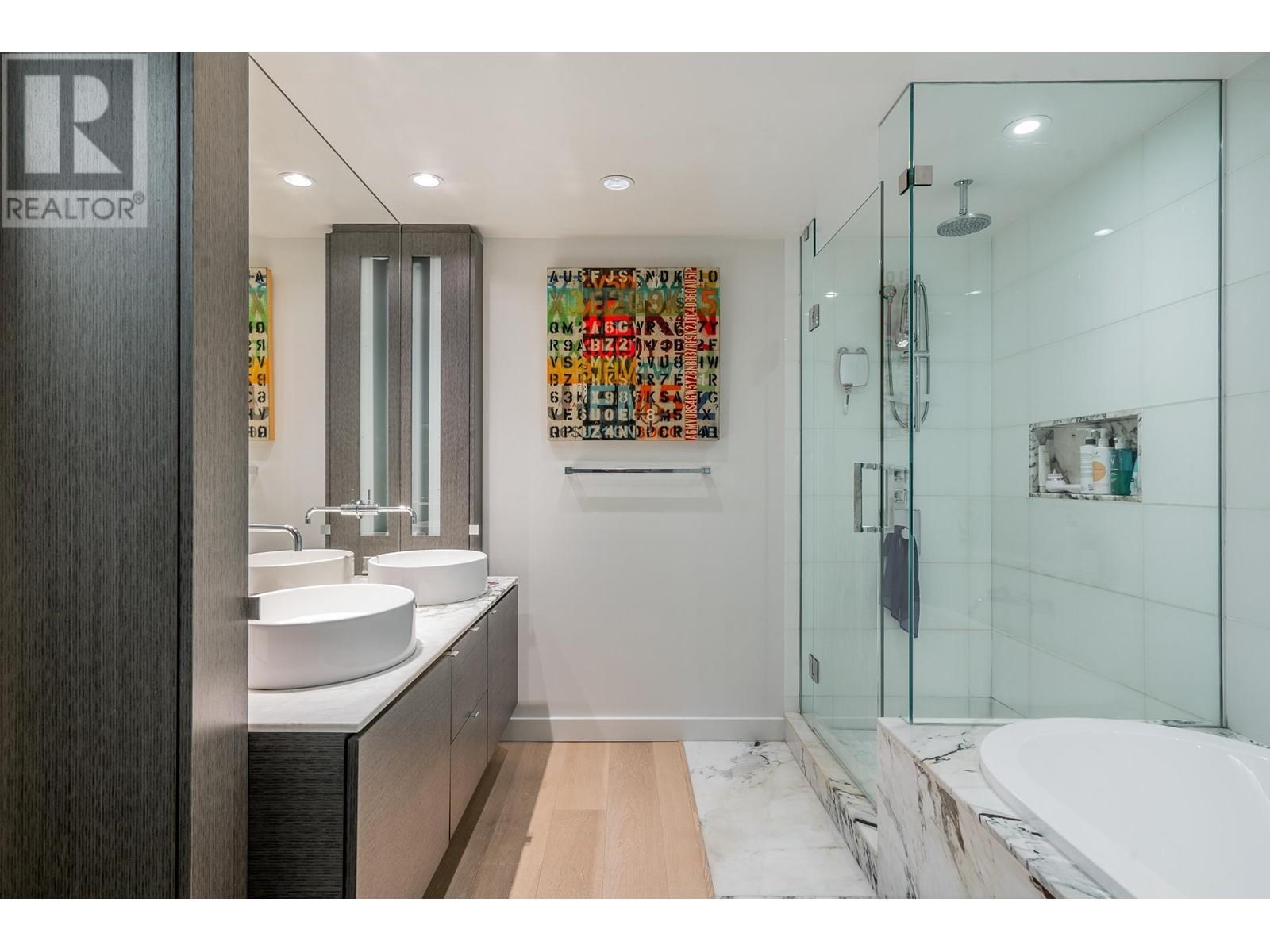 702 1499 W Pender Street, Vancouver, British Columbia  V6G 0A7 - Photo 9 - R2811569