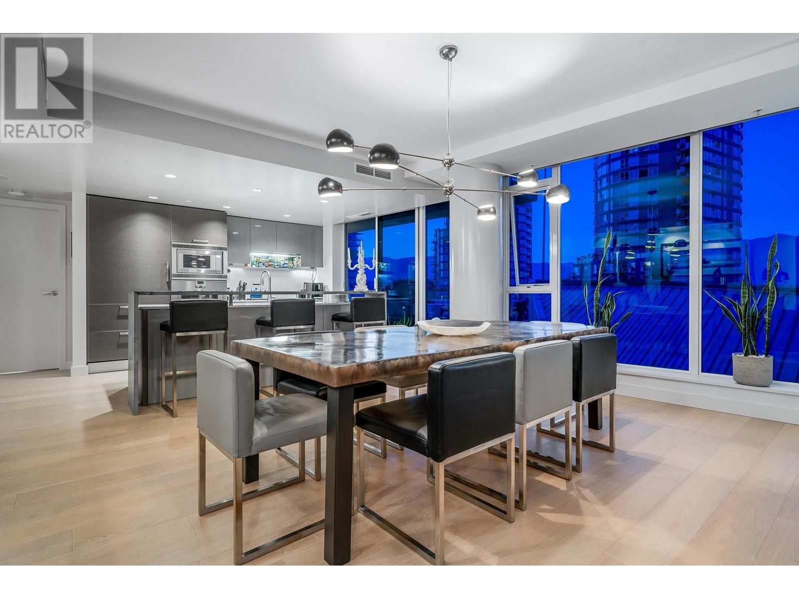 702 1499 W Pender Street, Vancouver, British Columbia  V6G 0A7 - Photo 5 - R2811569