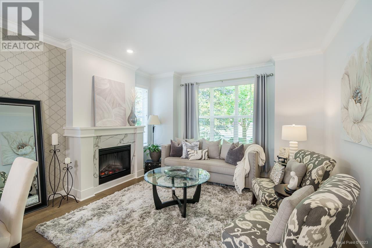 3349 Devonshire Avenue, Coquitlam, British Columbia  V3E 0B1 - Photo 4 - R2826894