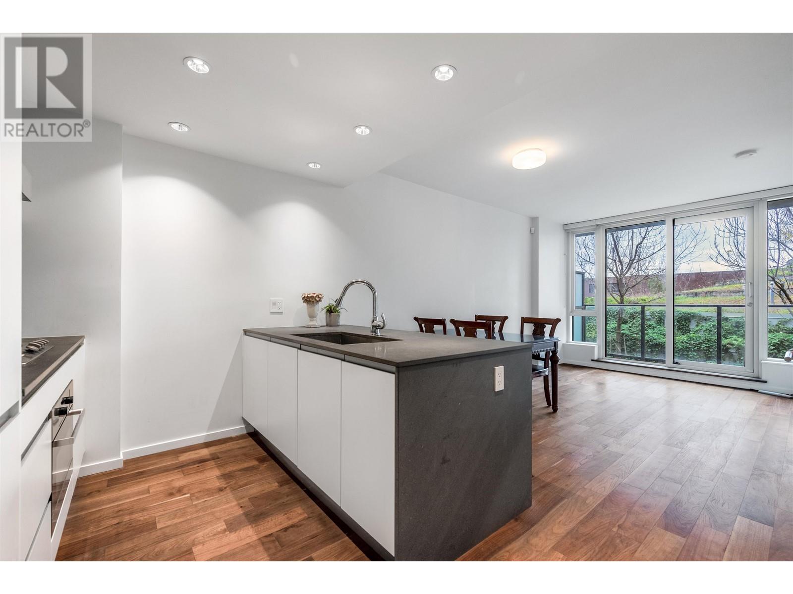 612 8488 Cornish Street, Vancouver, British Columbia  V6P 0C2 - Photo 3 - R2829973