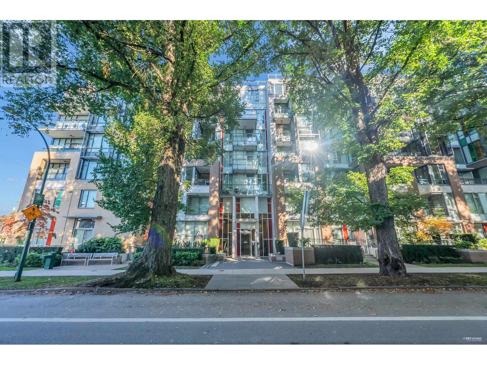 808 2033 W 10th Avenue, Vancouver, British Columbia  V6J 1Z4 - Photo 26 - R2830079