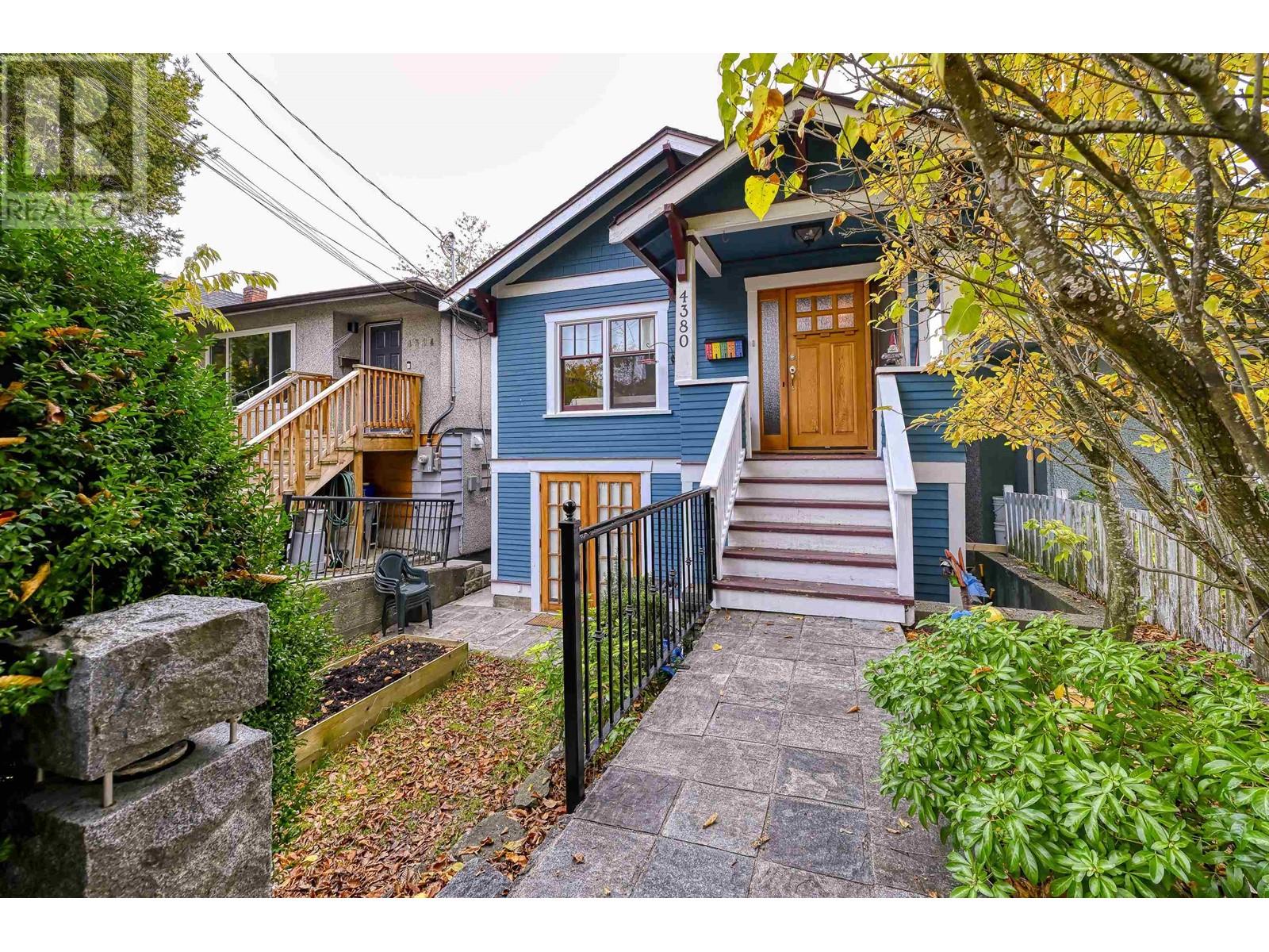 4380 Prince Edward Street, Vancouver, British Columbia  V5V 3Y7 - Photo 2 - R2829602