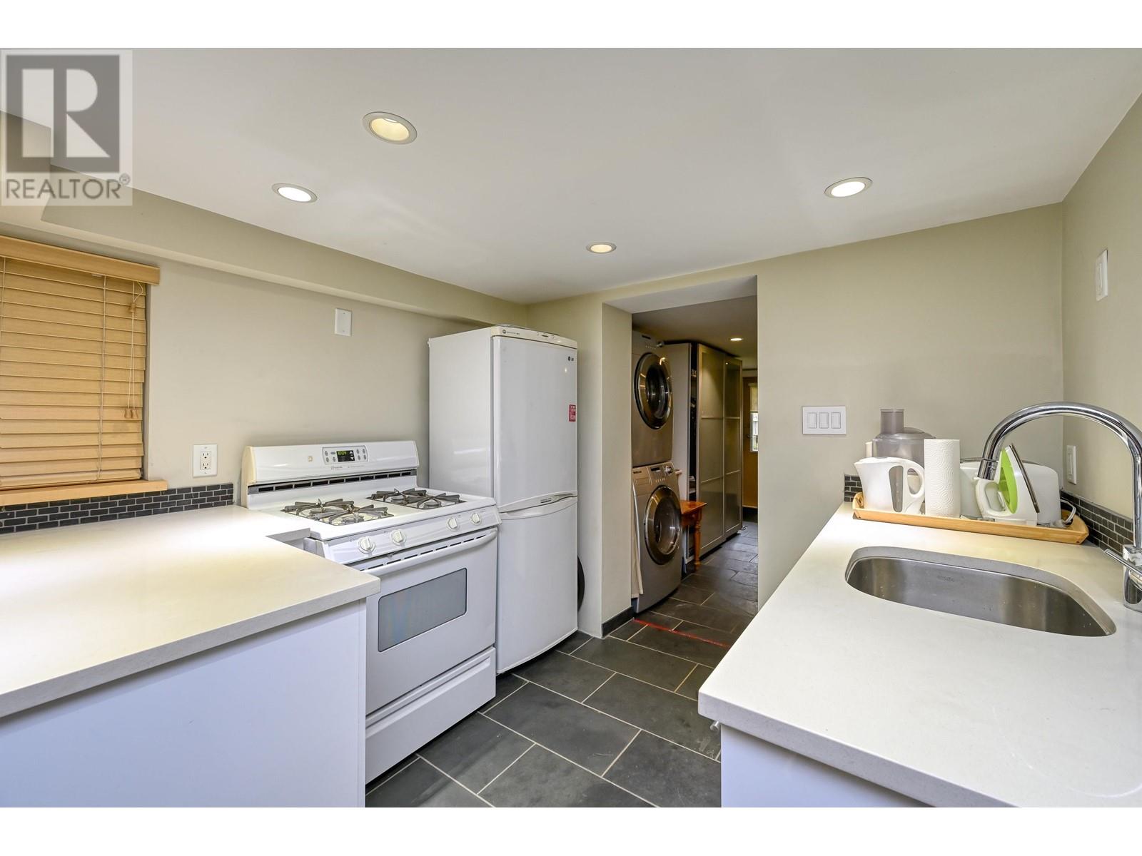 4380 Prince Edward Street, Vancouver, British Columbia  V5V 3Y7 - Photo 24 - R2829602