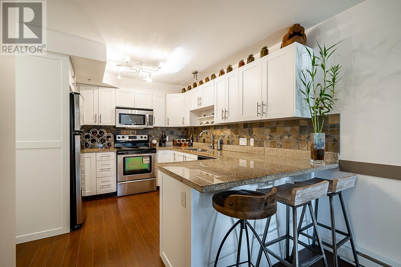 8 7428 14th Avenue, Burnaby, British Columbia  V3N 0C2 - Photo 13 - R2829385