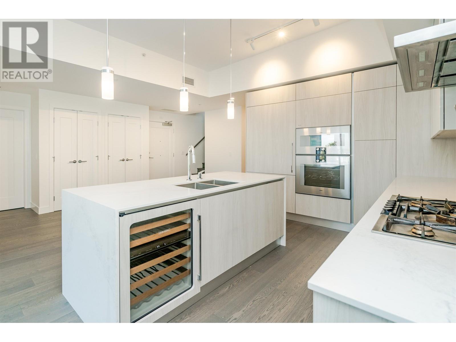 601 488 W 58th Avenue, Vancouver, British Columbia  V5X 1V5 - Photo 6 - R2829904