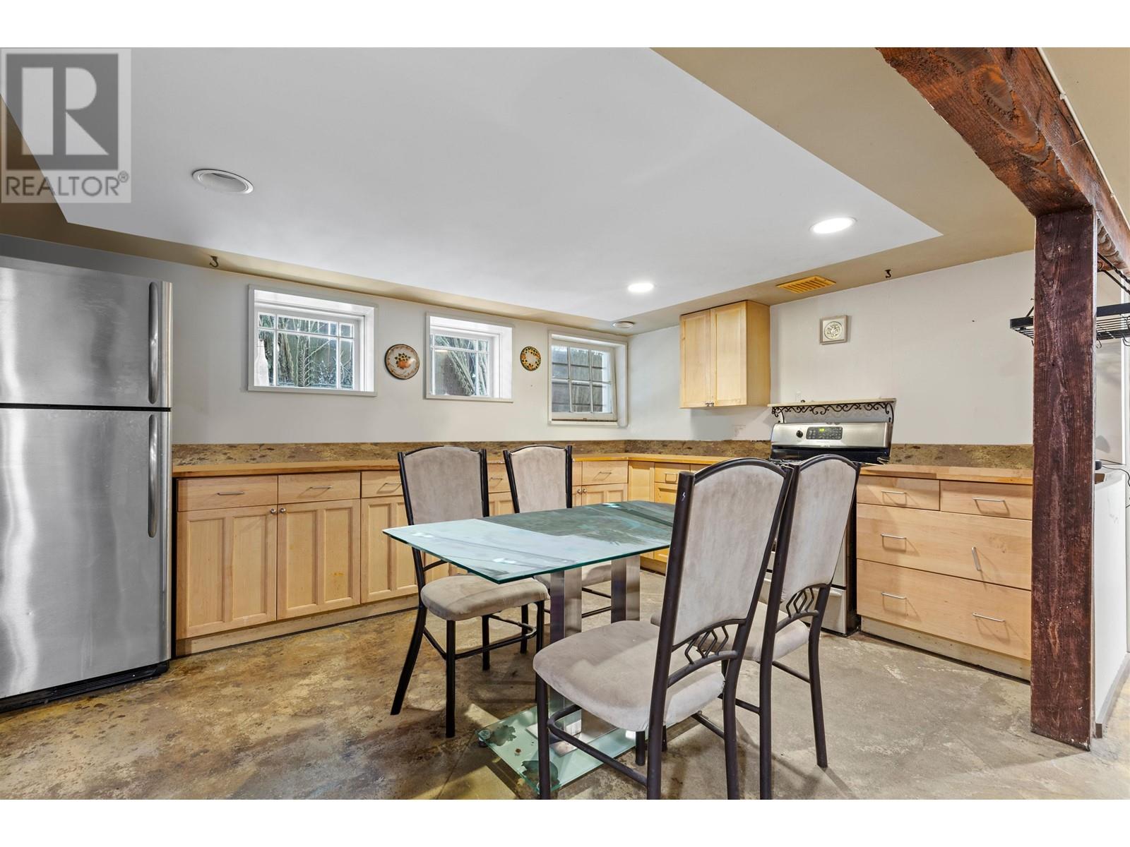 1217 Sixth Avenue, New Westminster, British Columbia  V3M 2C1 - Photo 16 - R2830195