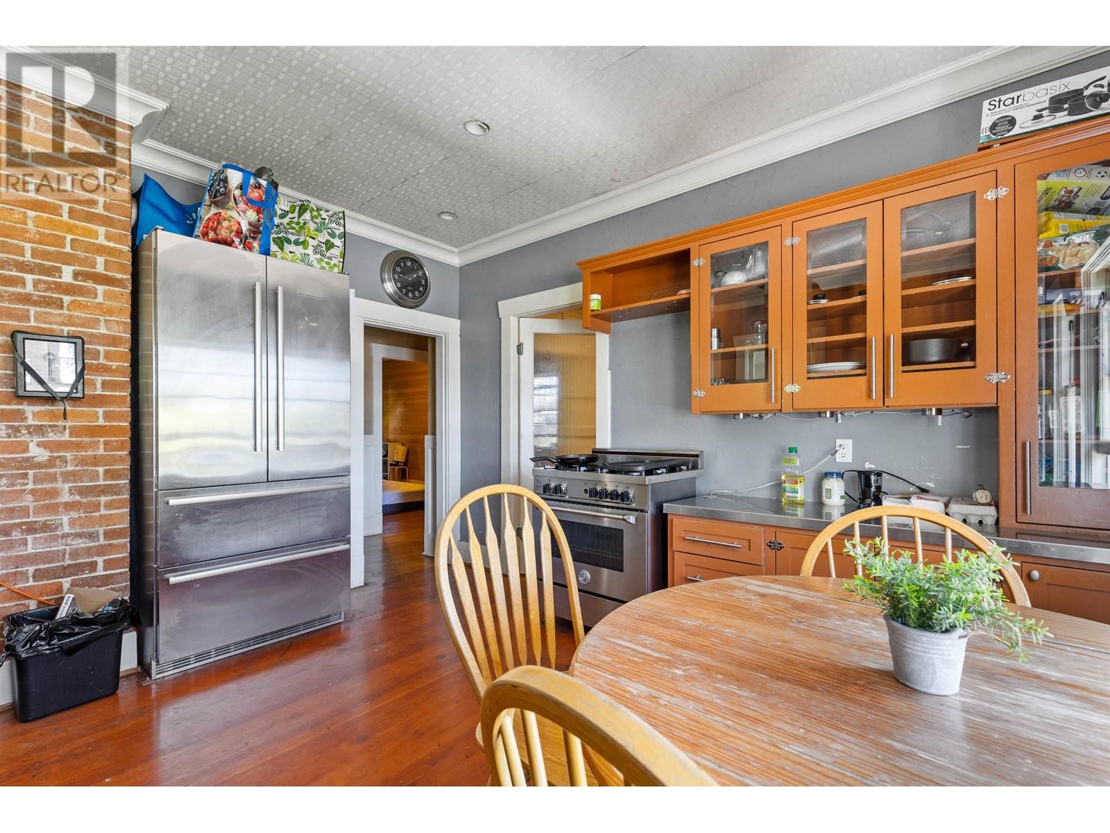 1217 Sixth Avenue, New Westminster, British Columbia  V3M 2C1 - Photo 27 - R2830195