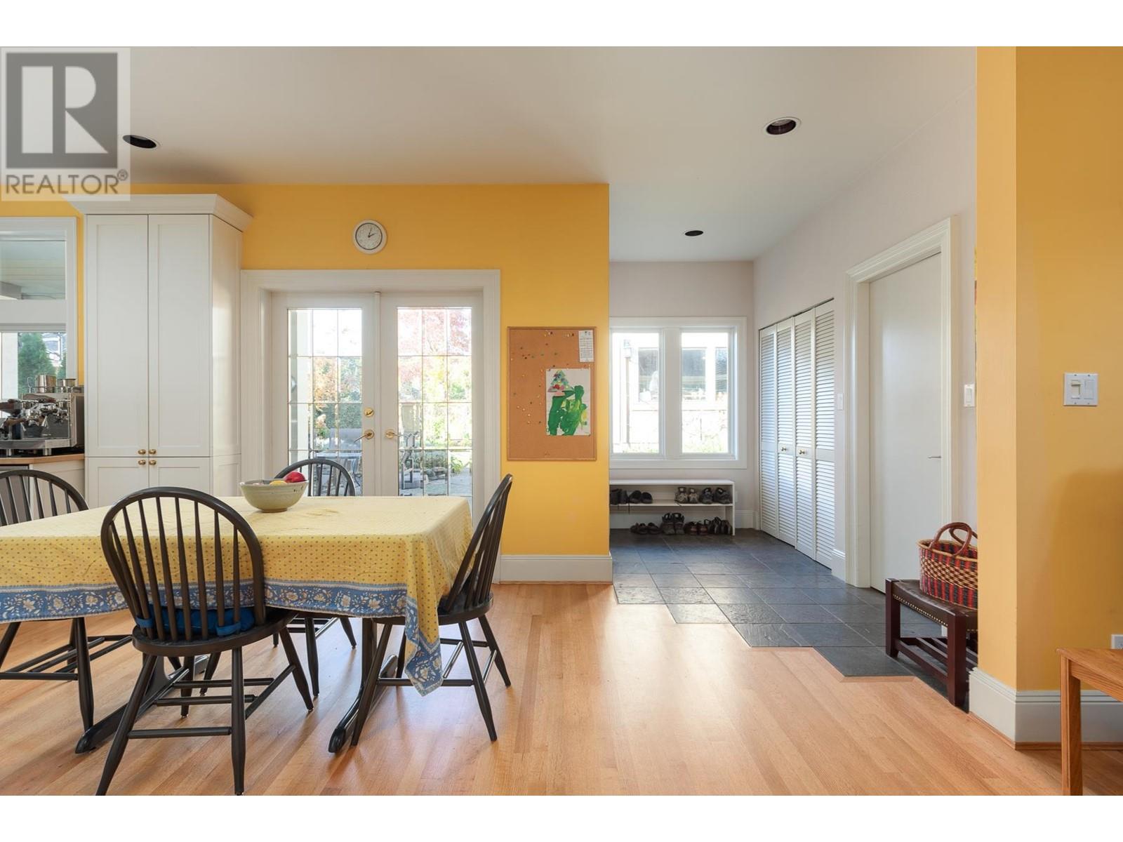 217 Third Avenue, New Westminster, British Columbia  V3L 1L9 - Photo 18 - R2830231