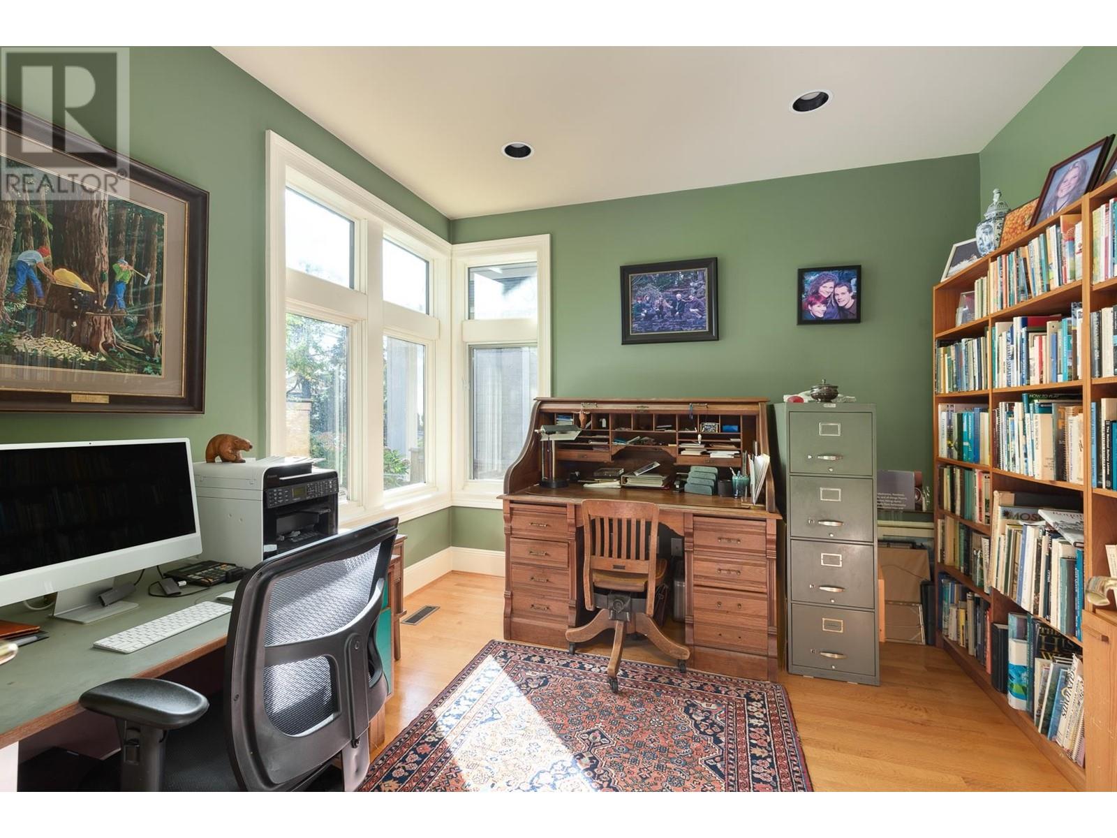 217 Third Avenue, New Westminster, British Columbia  V3L 1L9 - Photo 20 - R2830231