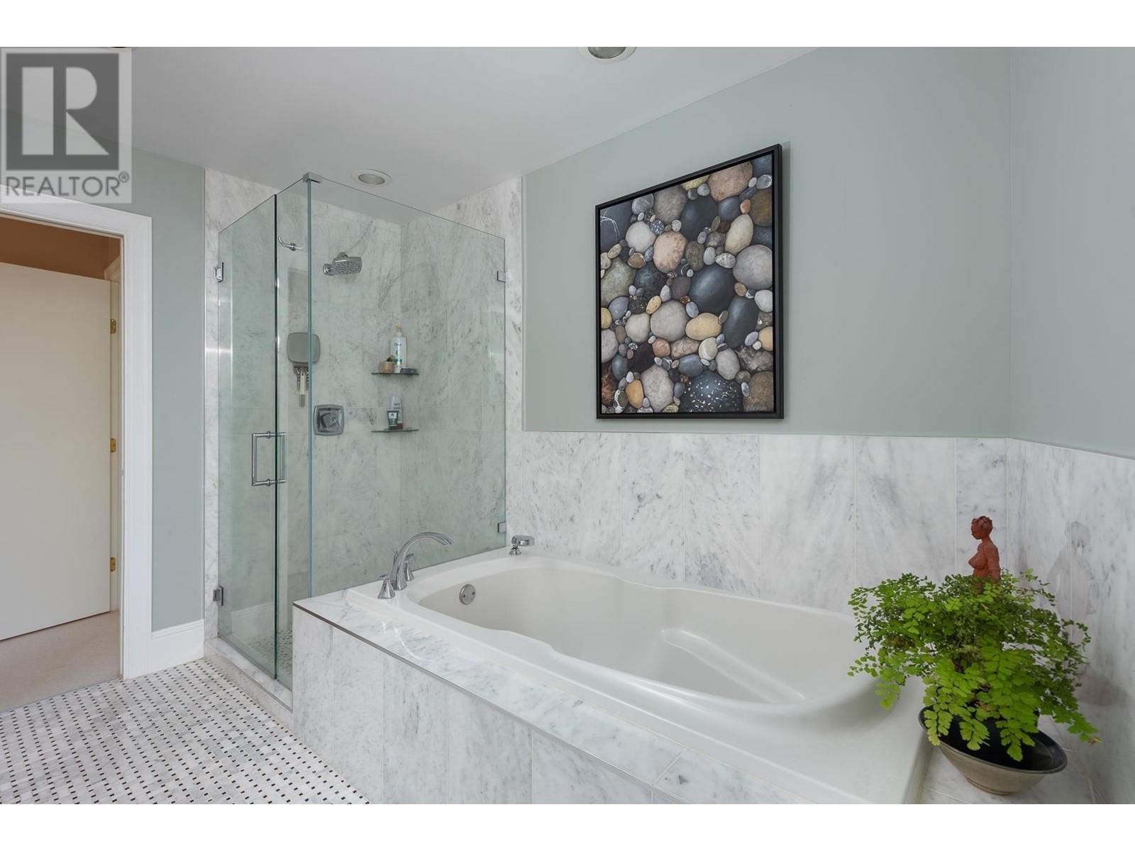 217 Third Avenue, New Westminster, British Columbia  V3L 1L9 - Photo 28 - R2830231